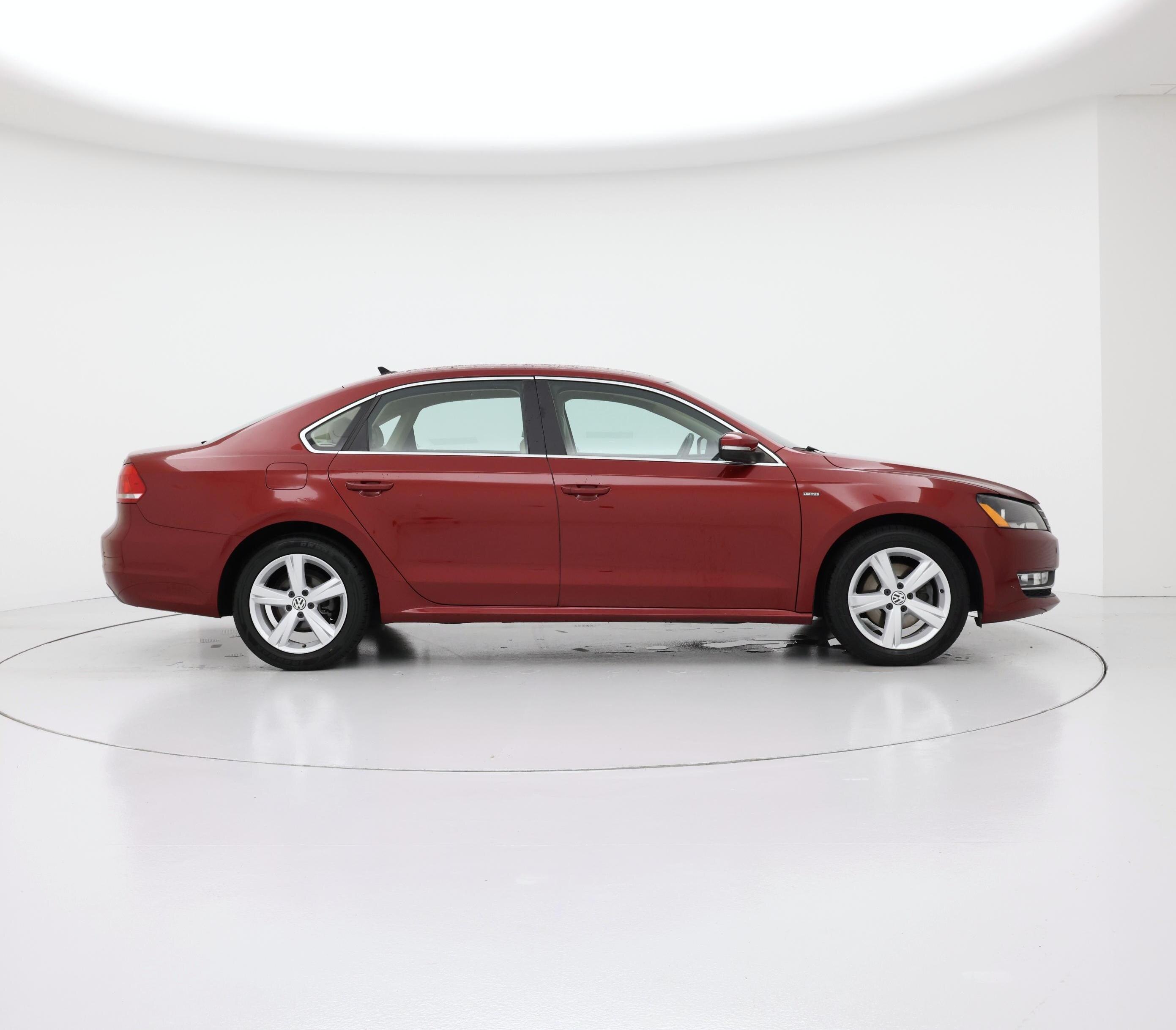 Thumbnail: 2015 Volkswagen Passat - 7
