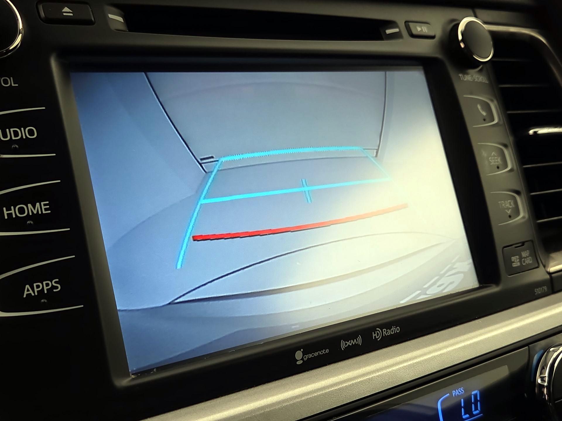 Thumbnail: 2018 Toyota Highlander - 15