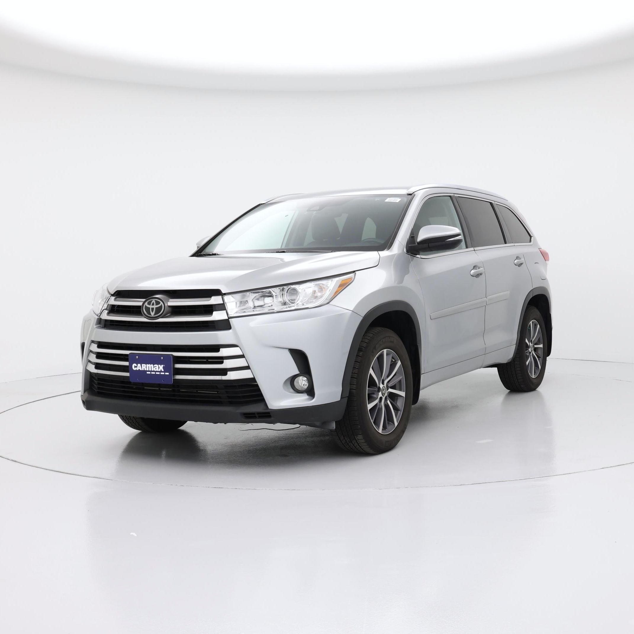 Thumbnail: 2018 Toyota Highlander - 4