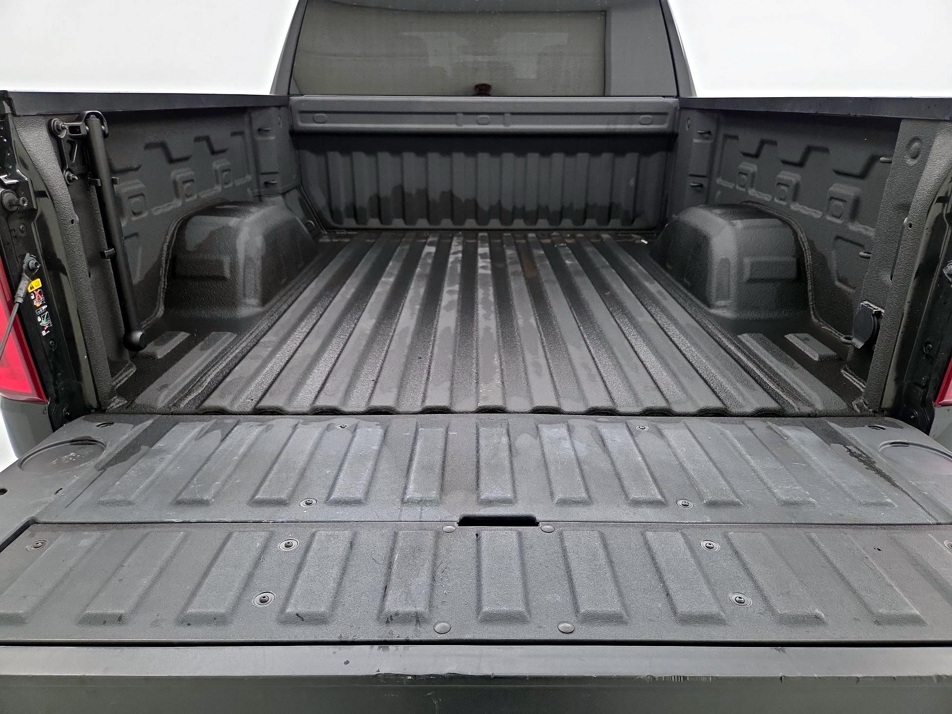 Thumbnail: 2023 Chevrolet Silverado 1500 - 20