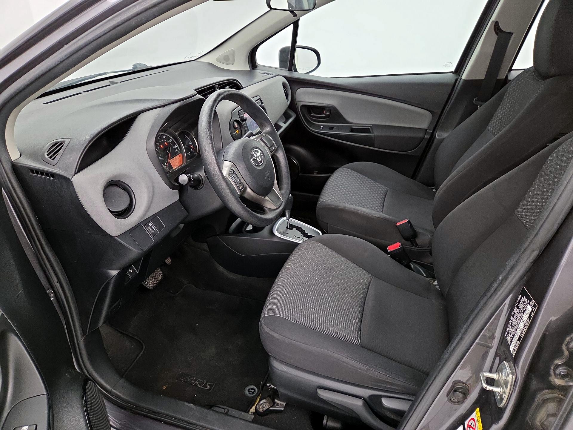 Thumbnail: 2017 Toyota Yaris - 11