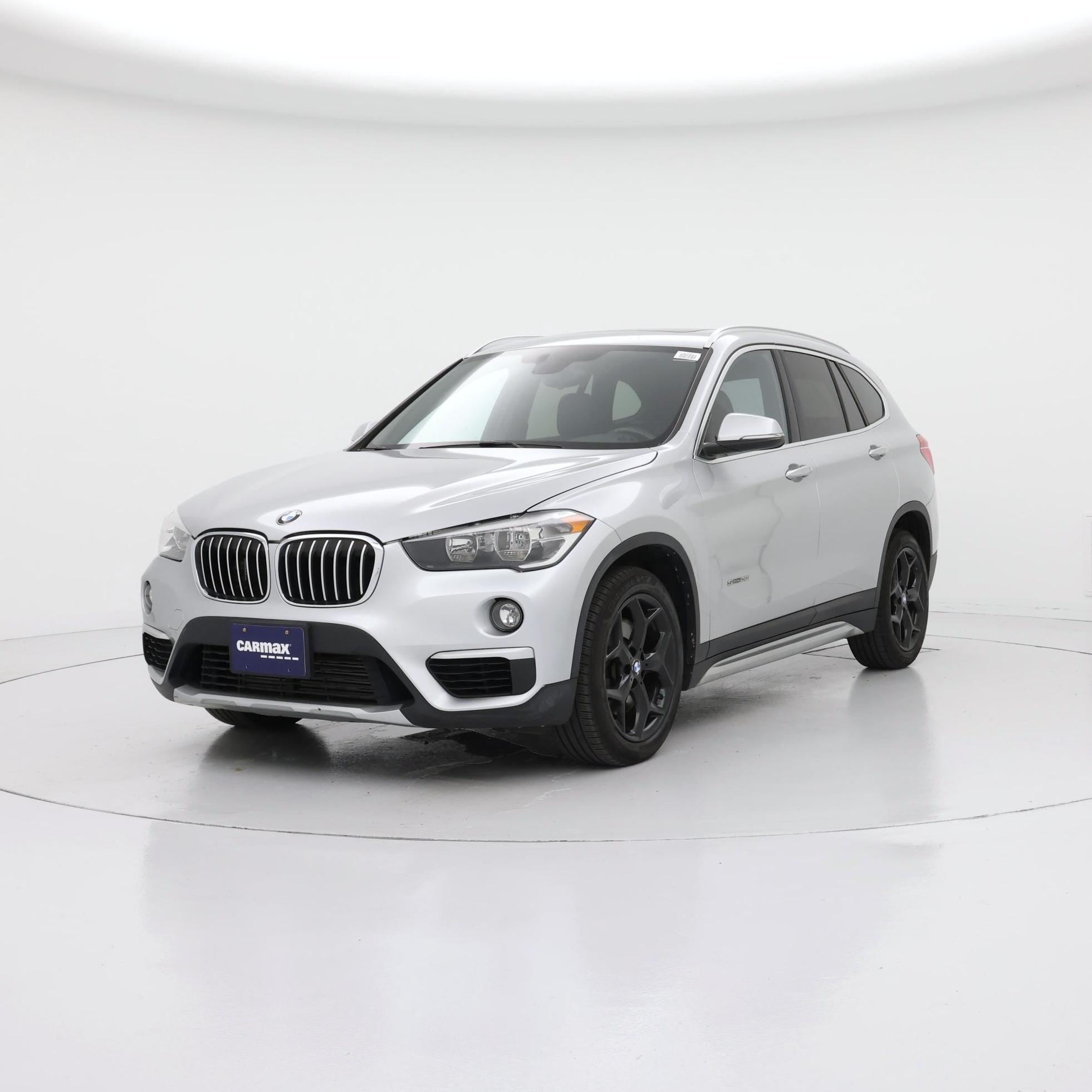 Thumbnail: 2018 BMW X1 - 4