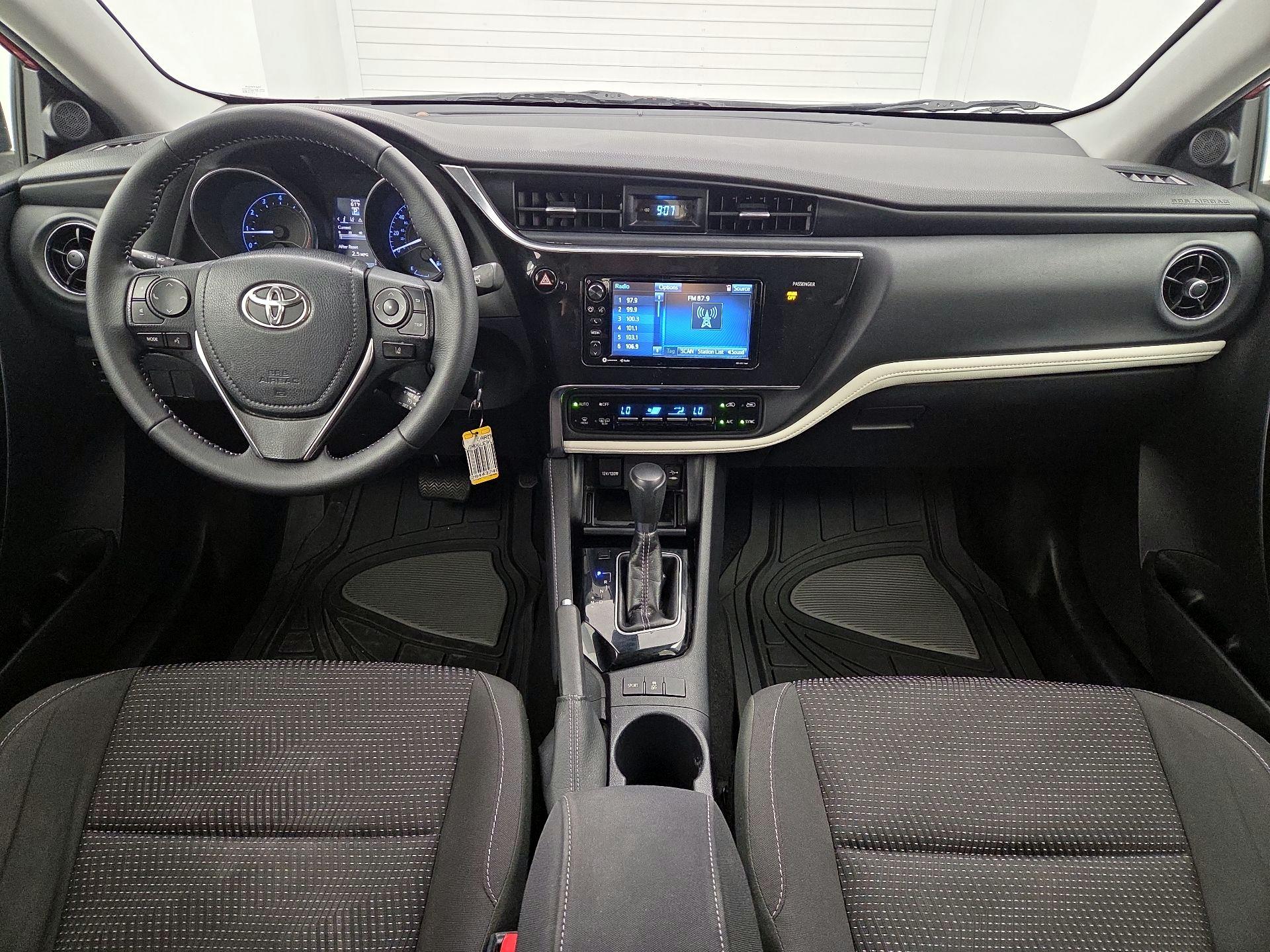 Thumbnail: 2017 Toyota Corolla iM - 9