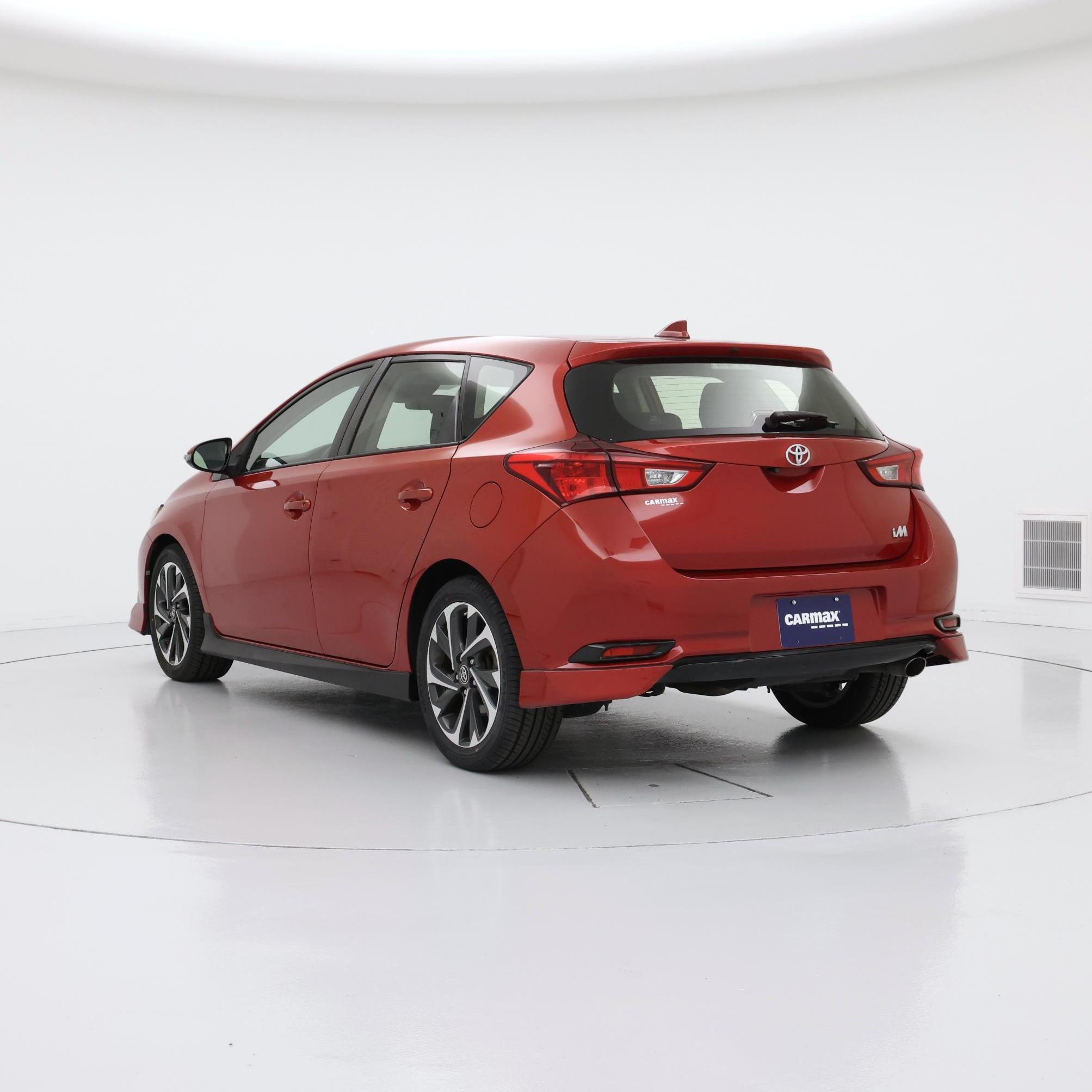 Thumbnail: 2017 Toyota Corolla iM - 2