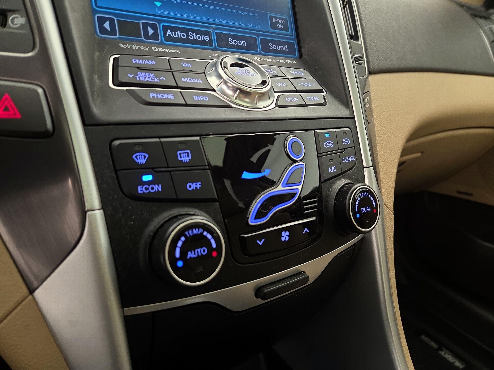 Thumbnail: 2015 Hyundai Sonata - 17