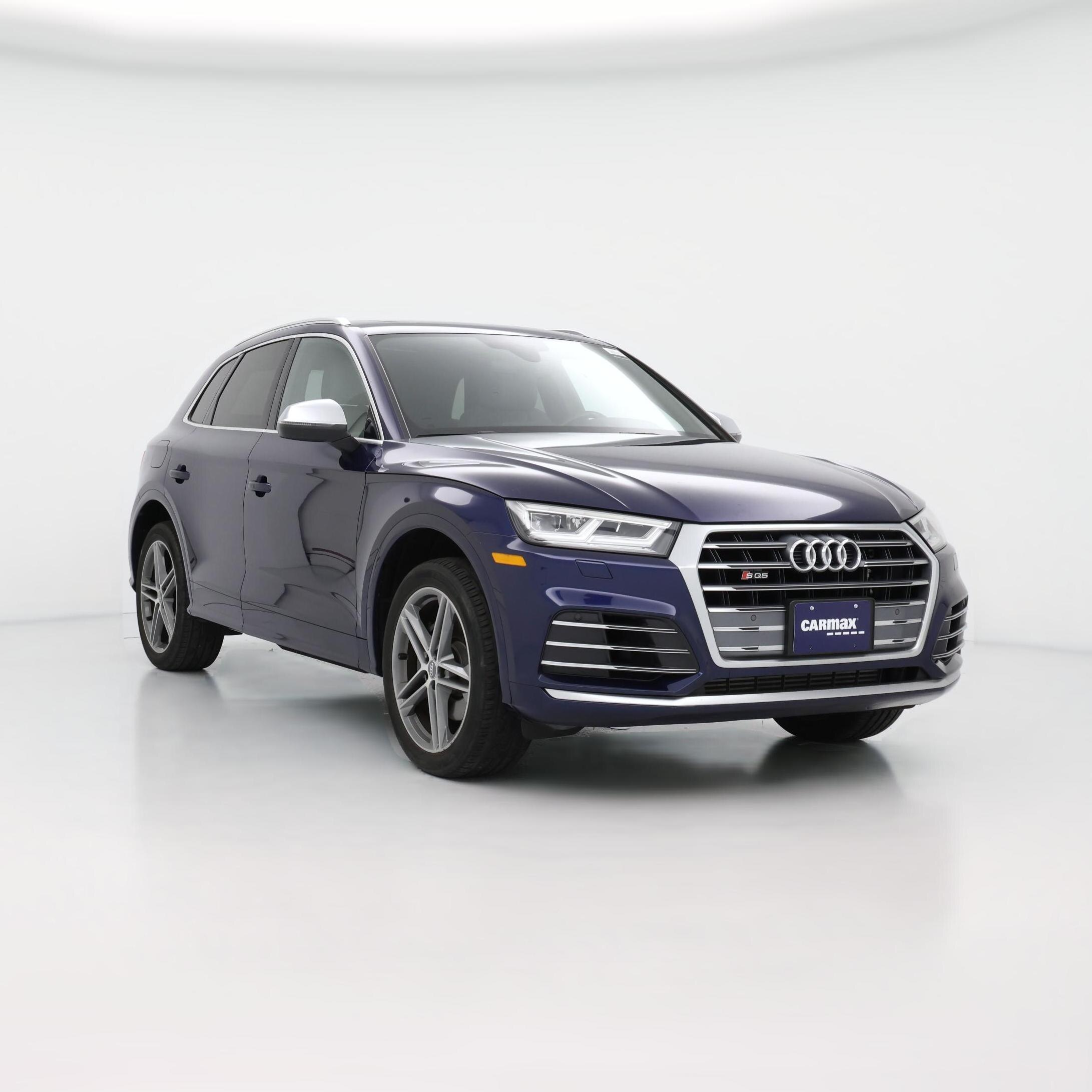 Thumbnail: 2019 Audi SQ5 - 1