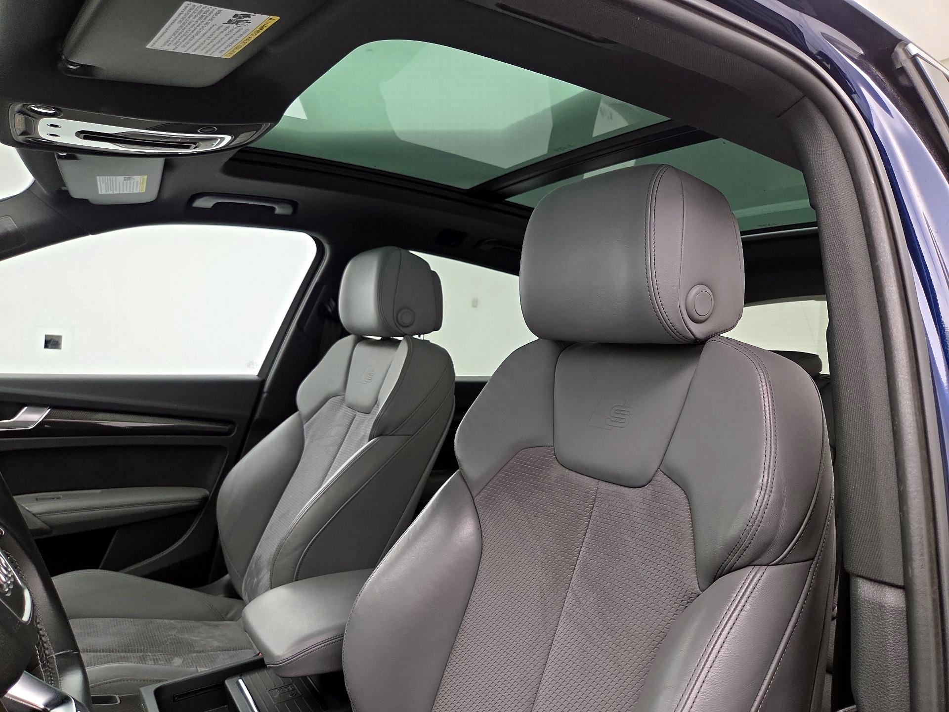 Thumbnail: 2019 Audi SQ5 - 20