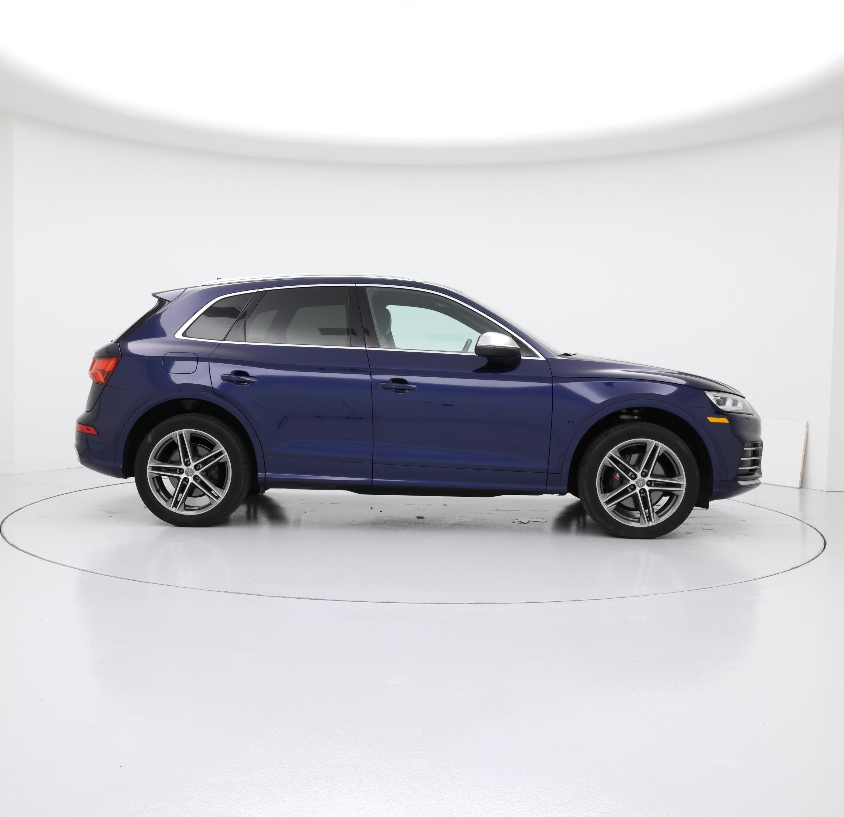 Thumbnail: 2019 Audi SQ5 - 7
