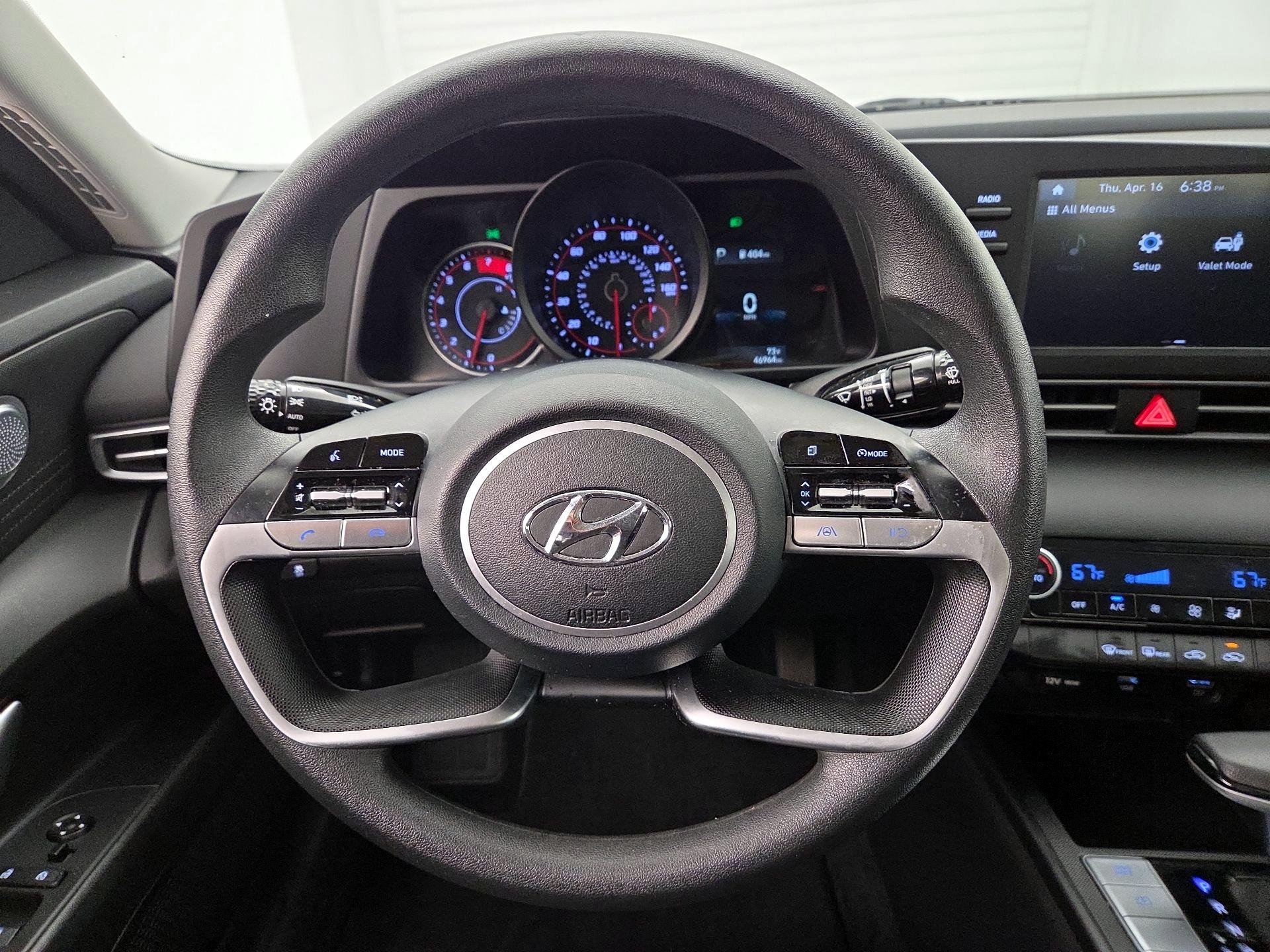 Thumbnail: 2023 Hyundai Elantra - 10