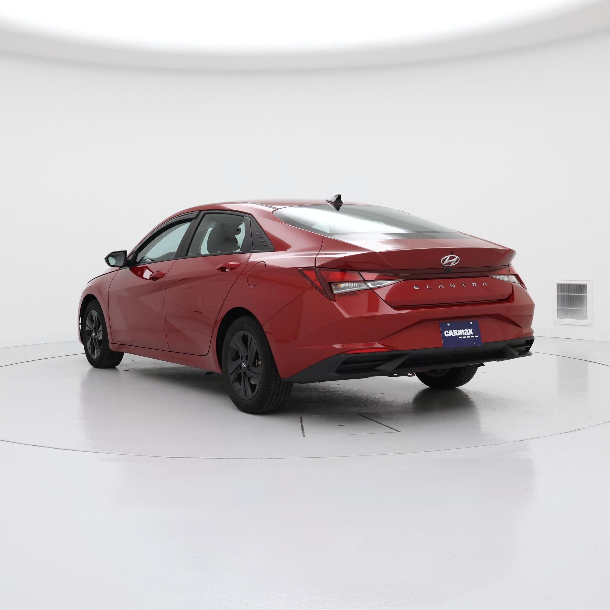 Thumbnail: 2023 Hyundai Elantra - 2