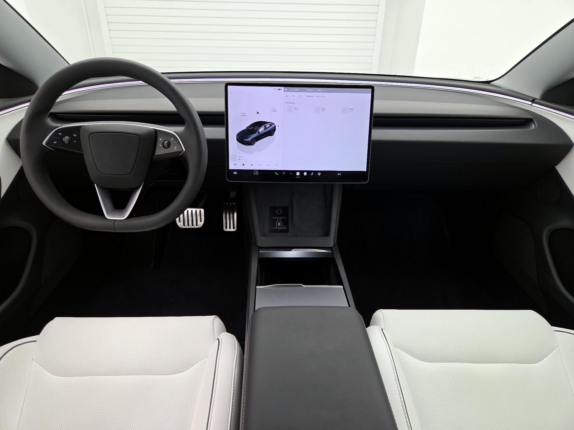 Thumbnail: 2025 Tesla Model 3 - 9