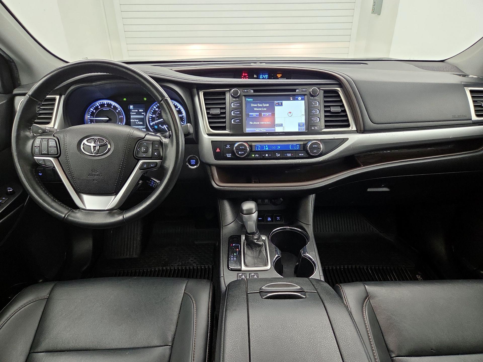 Thumbnail: 2019 Toyota Highlander - 9