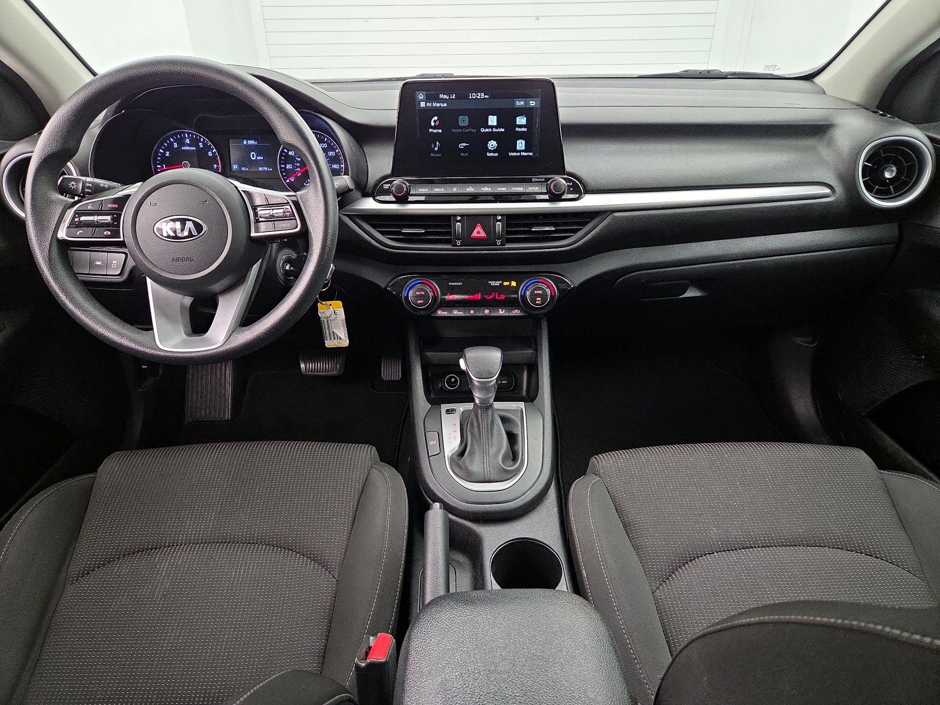 Thumbnail: 2019 Kia Forte - 9