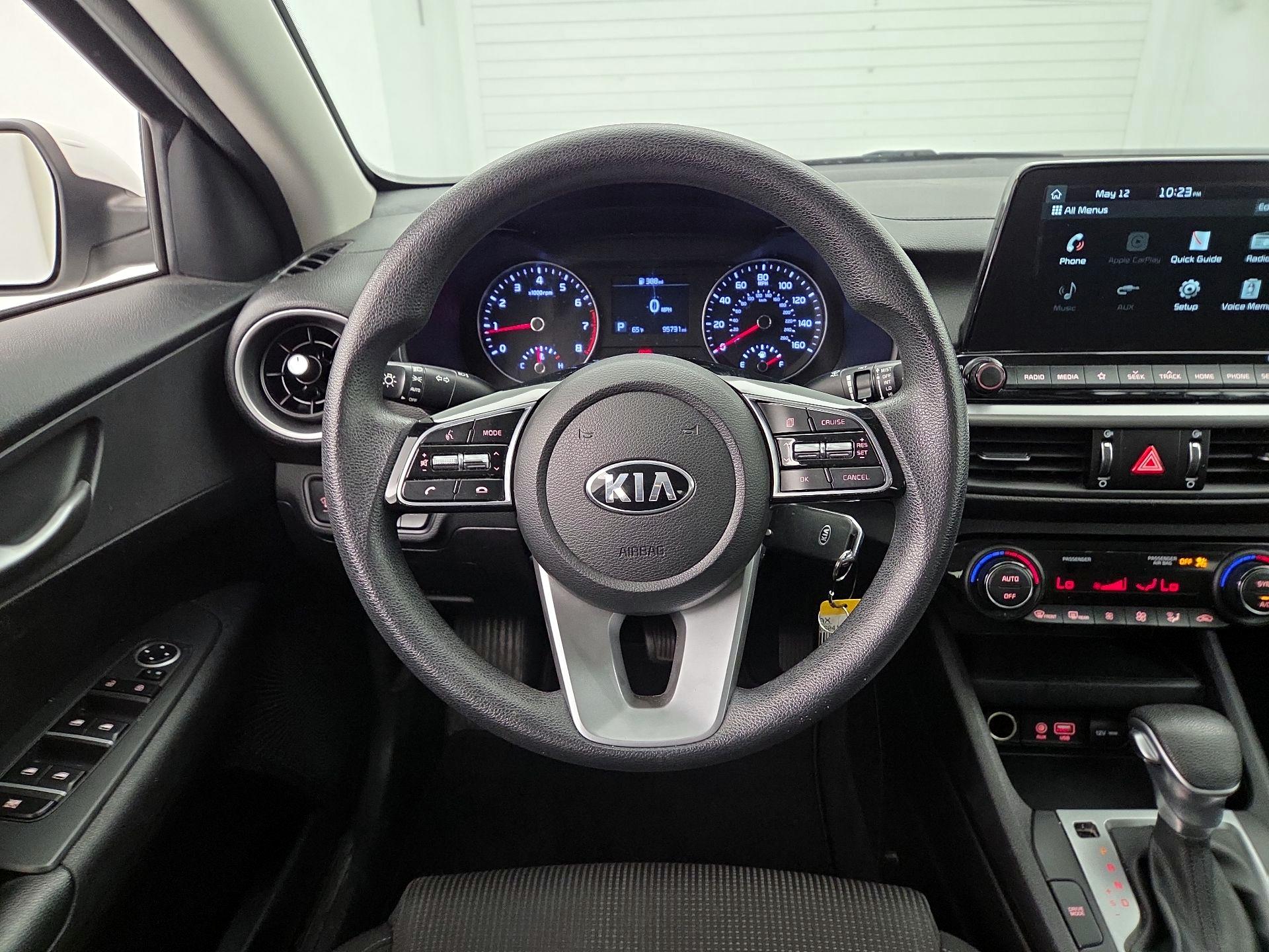 Thumbnail: 2019 Kia Forte - 10