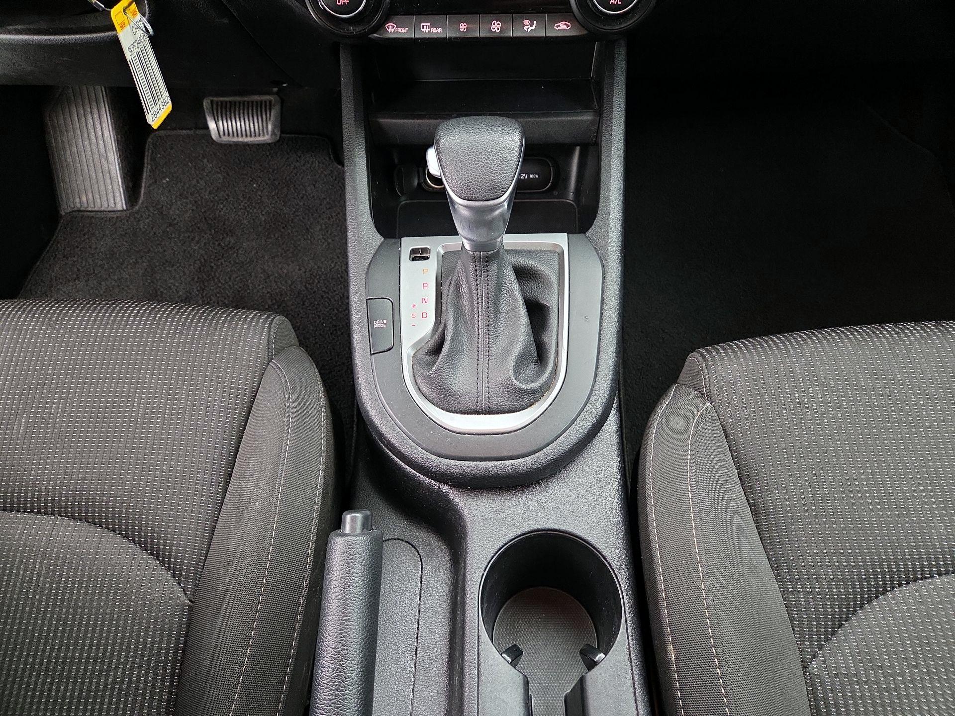 Thumbnail: 2019 Kia Forte - 17