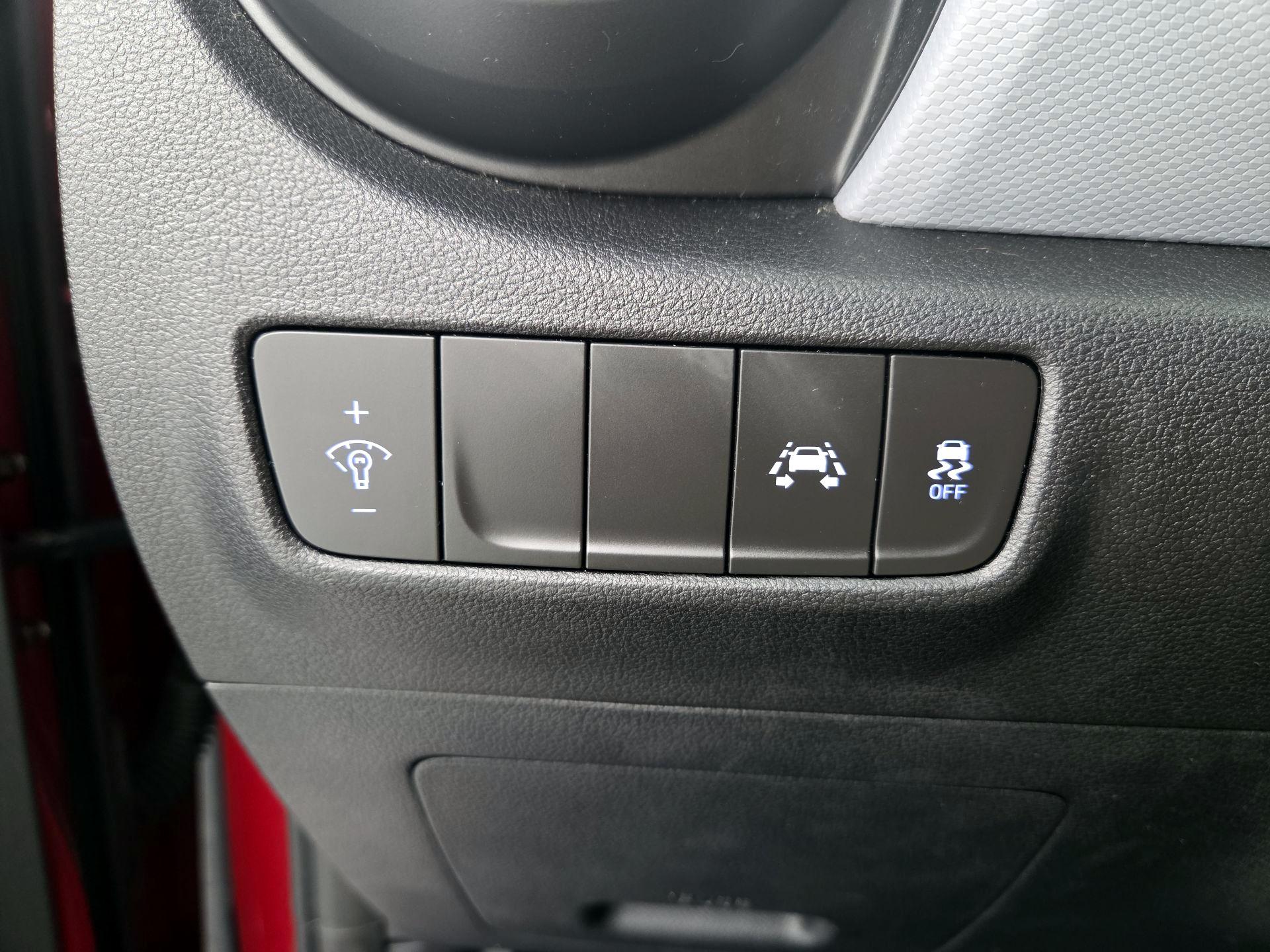 Thumbnail: 2019 Hyundai Kona - 13