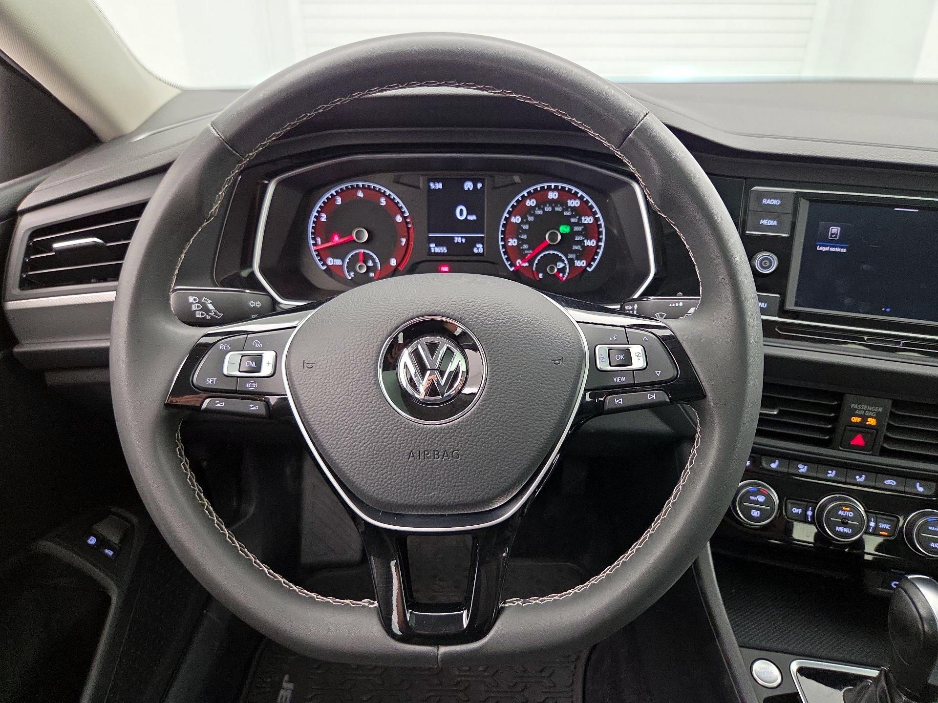 Thumbnail: 2021 Volkswagen Jetta - 10