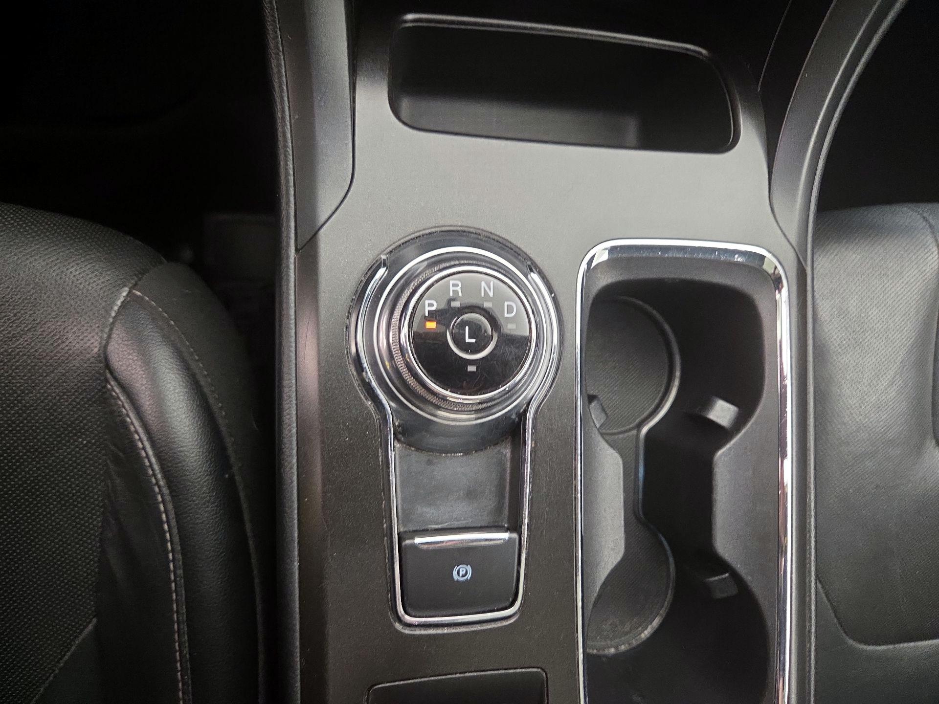 Thumbnail: 2018 Ford Fusion - 17