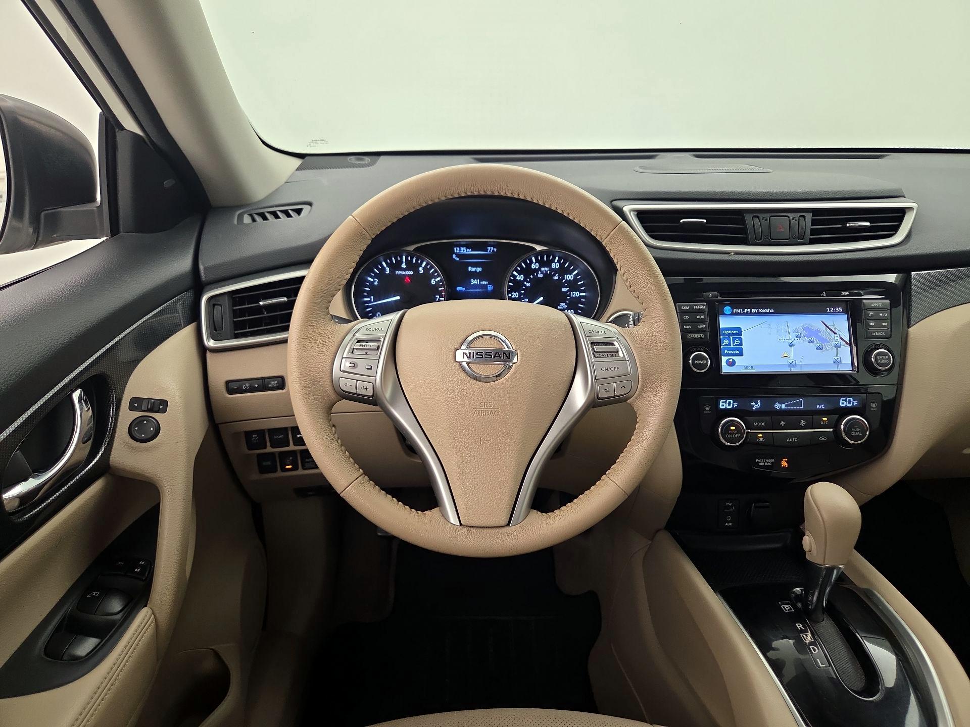 Thumbnail: 2015 Nissan Rogue - 10