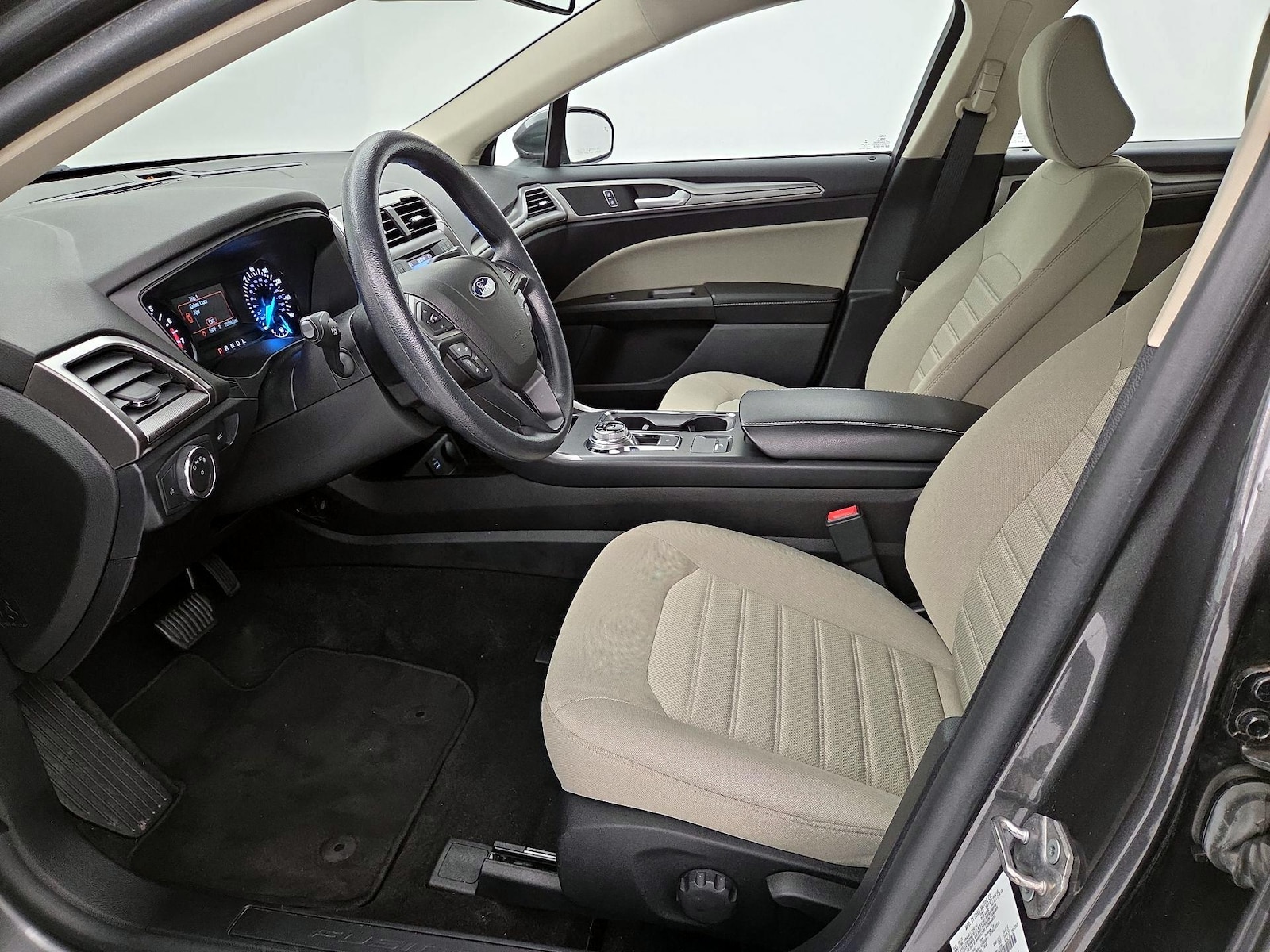 2020 Ford Fusion S - Photo 12