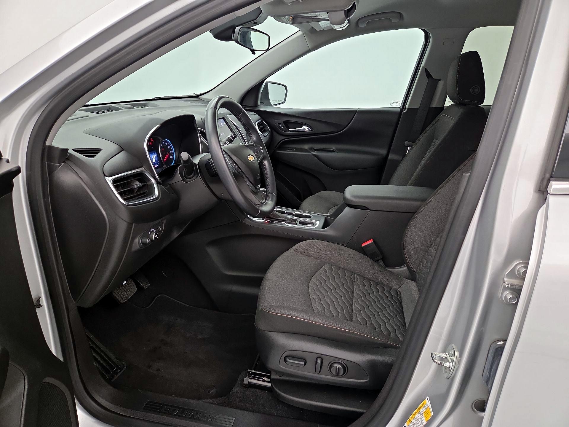 Thumbnail: 2020 Chevrolet Equinox - 11