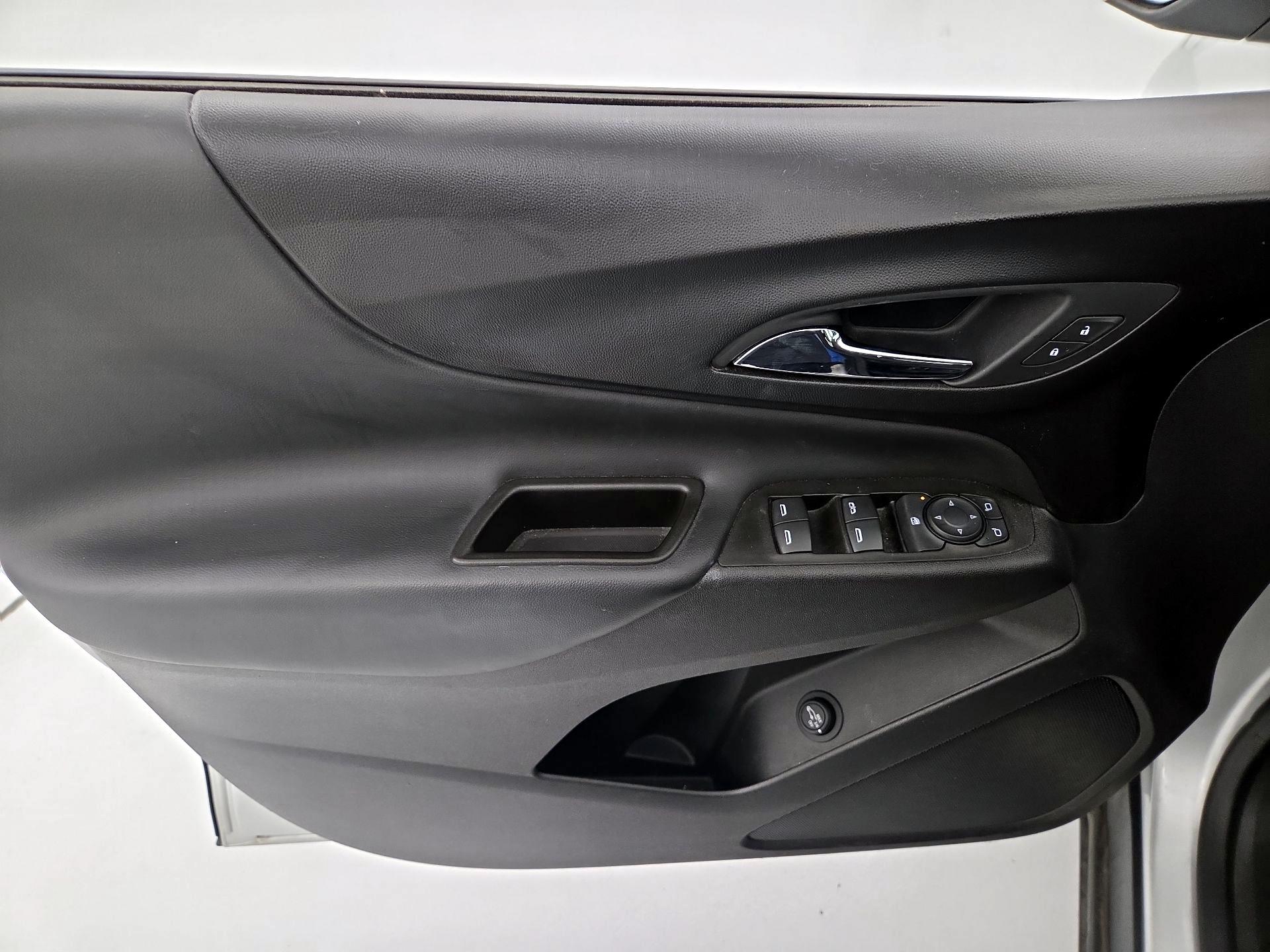 Thumbnail: 2020 Chevrolet Equinox - 12