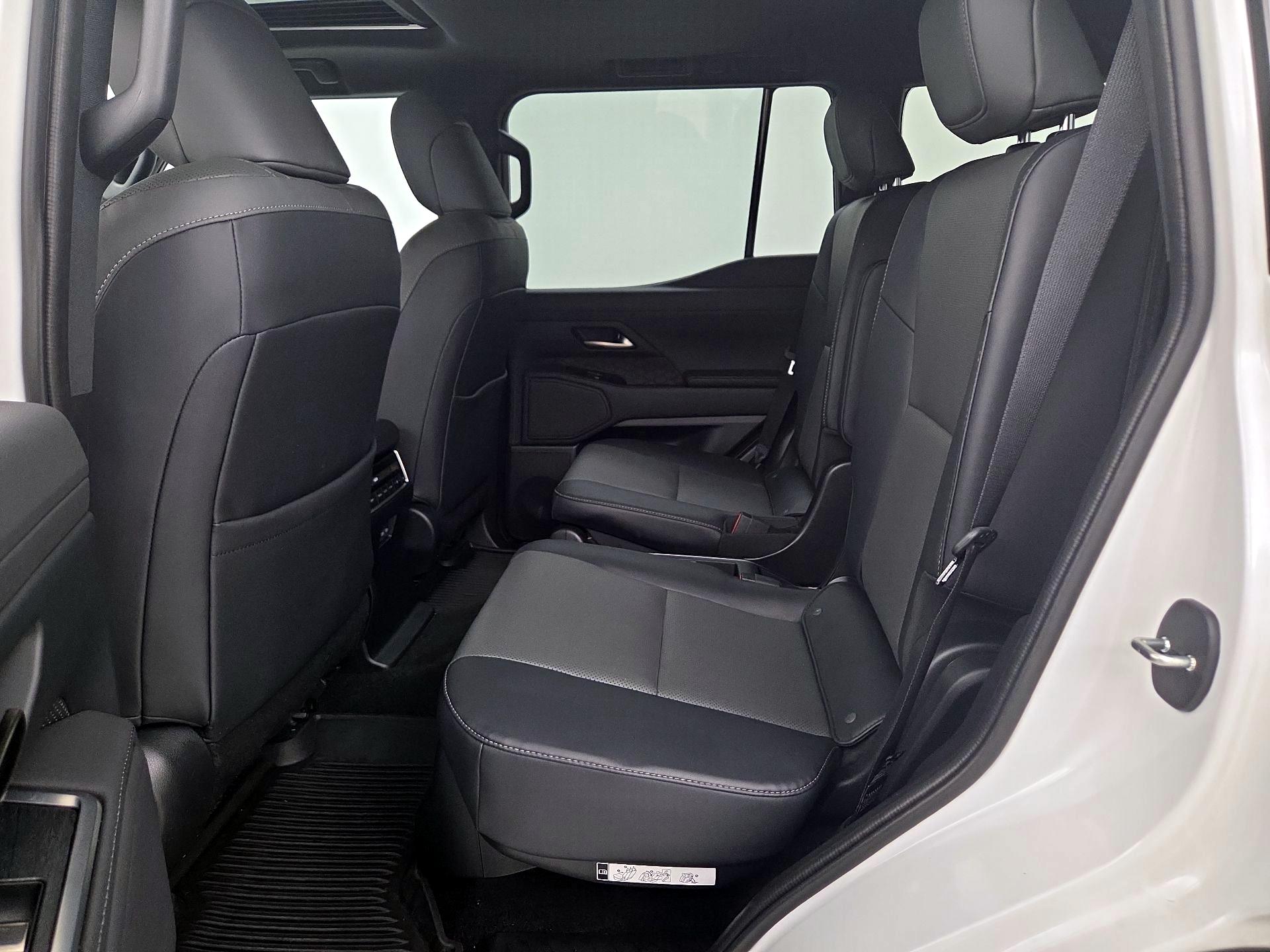 Thumbnail: 2025 Lexus GX - 20