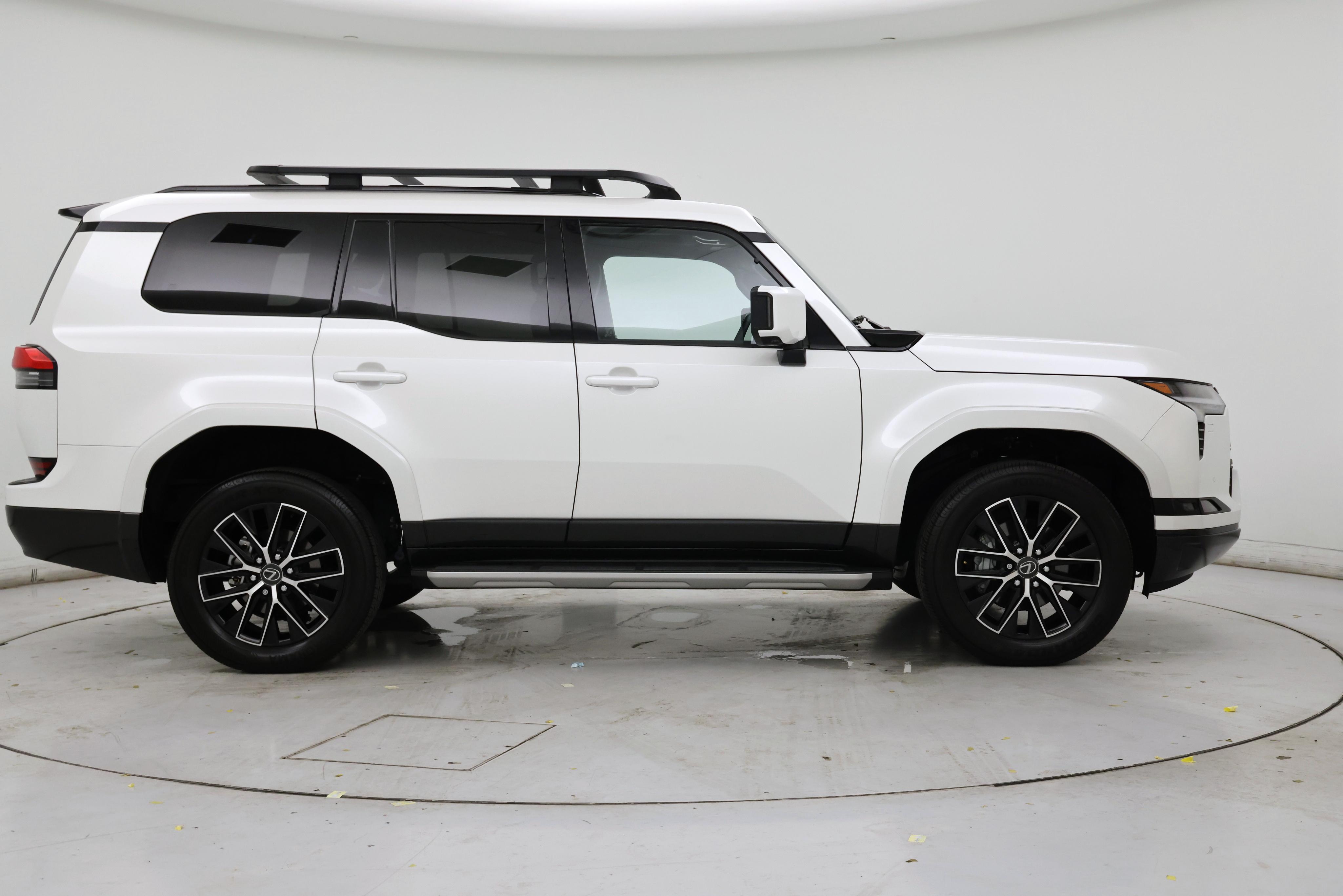 Thumbnail: 2025 Lexus GX - 7