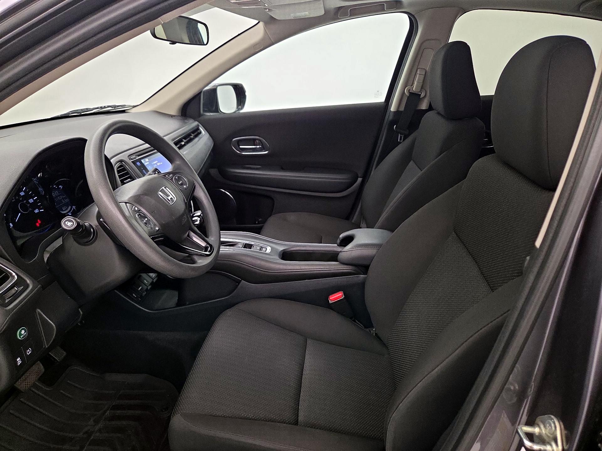 Thumbnail: 2017 Honda HR-V - 11