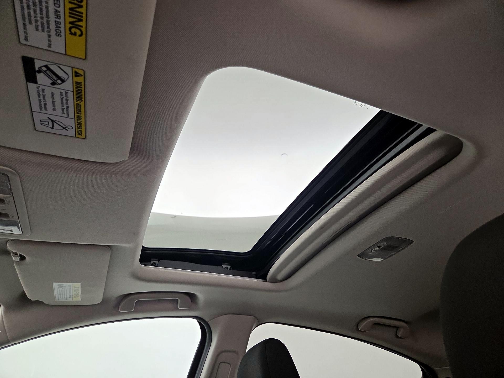 Thumbnail: 2017 Honda HR-V - 19