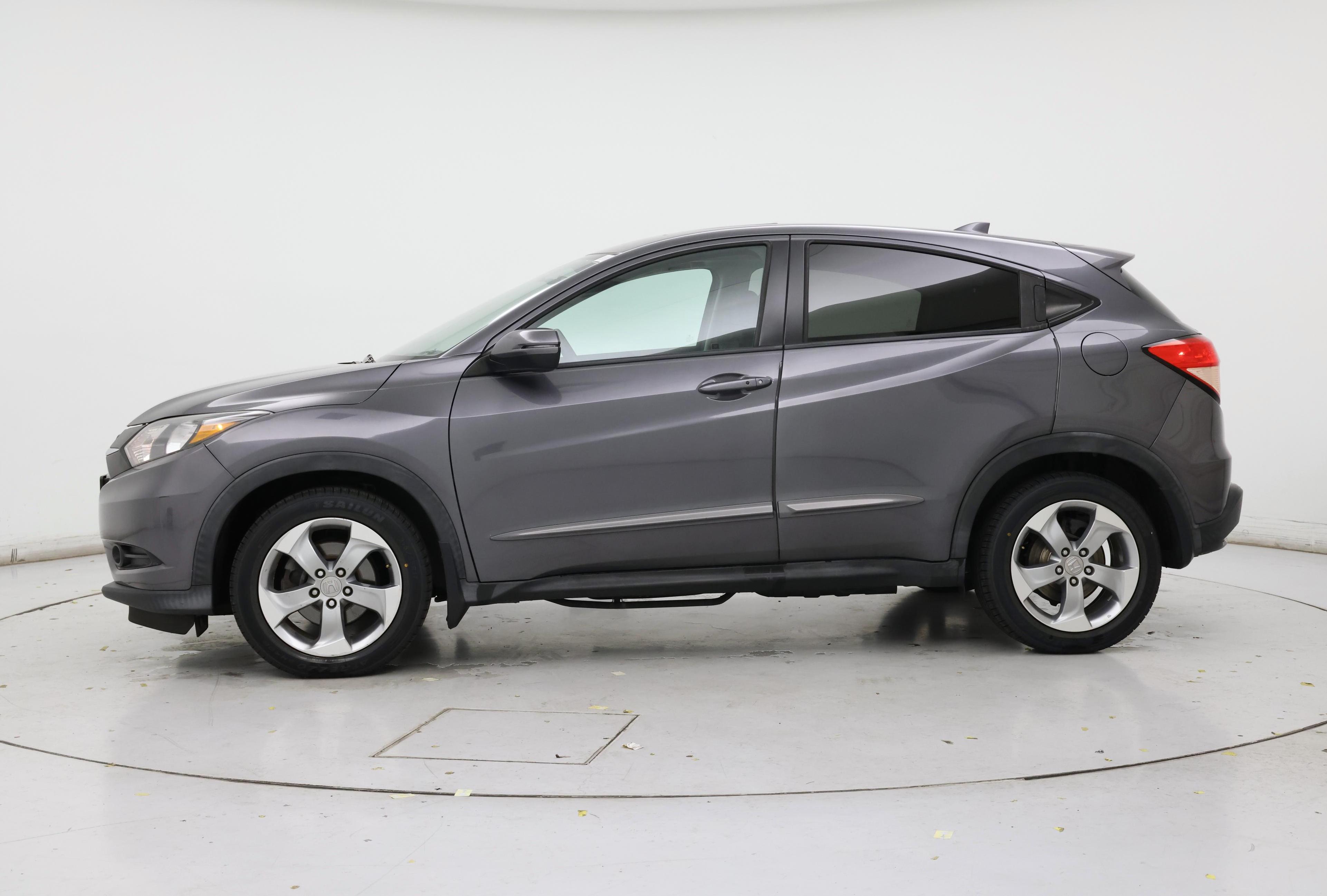Thumbnail: 2017 Honda HR-V - 3