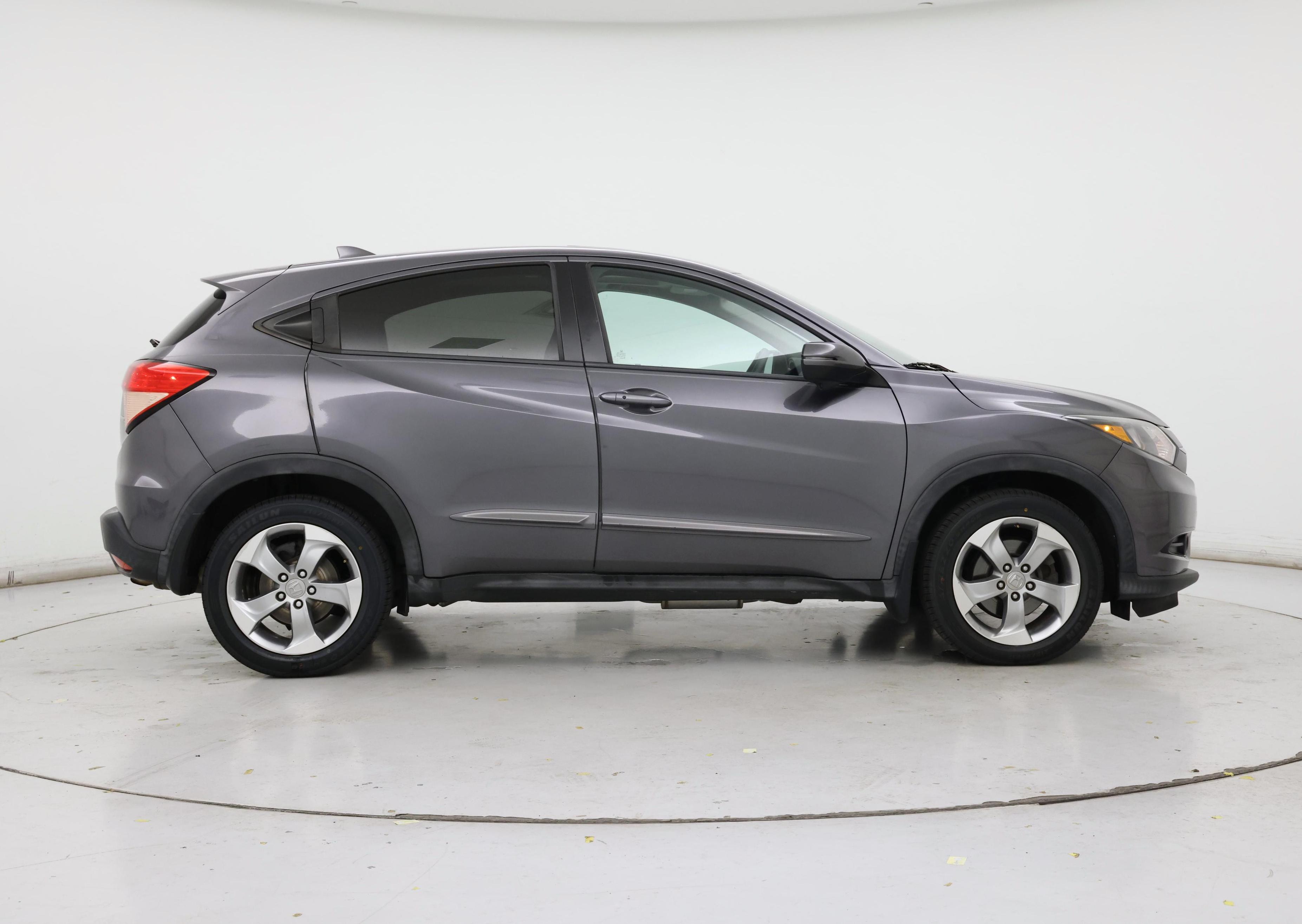 Thumbnail: 2017 Honda HR-V - 7