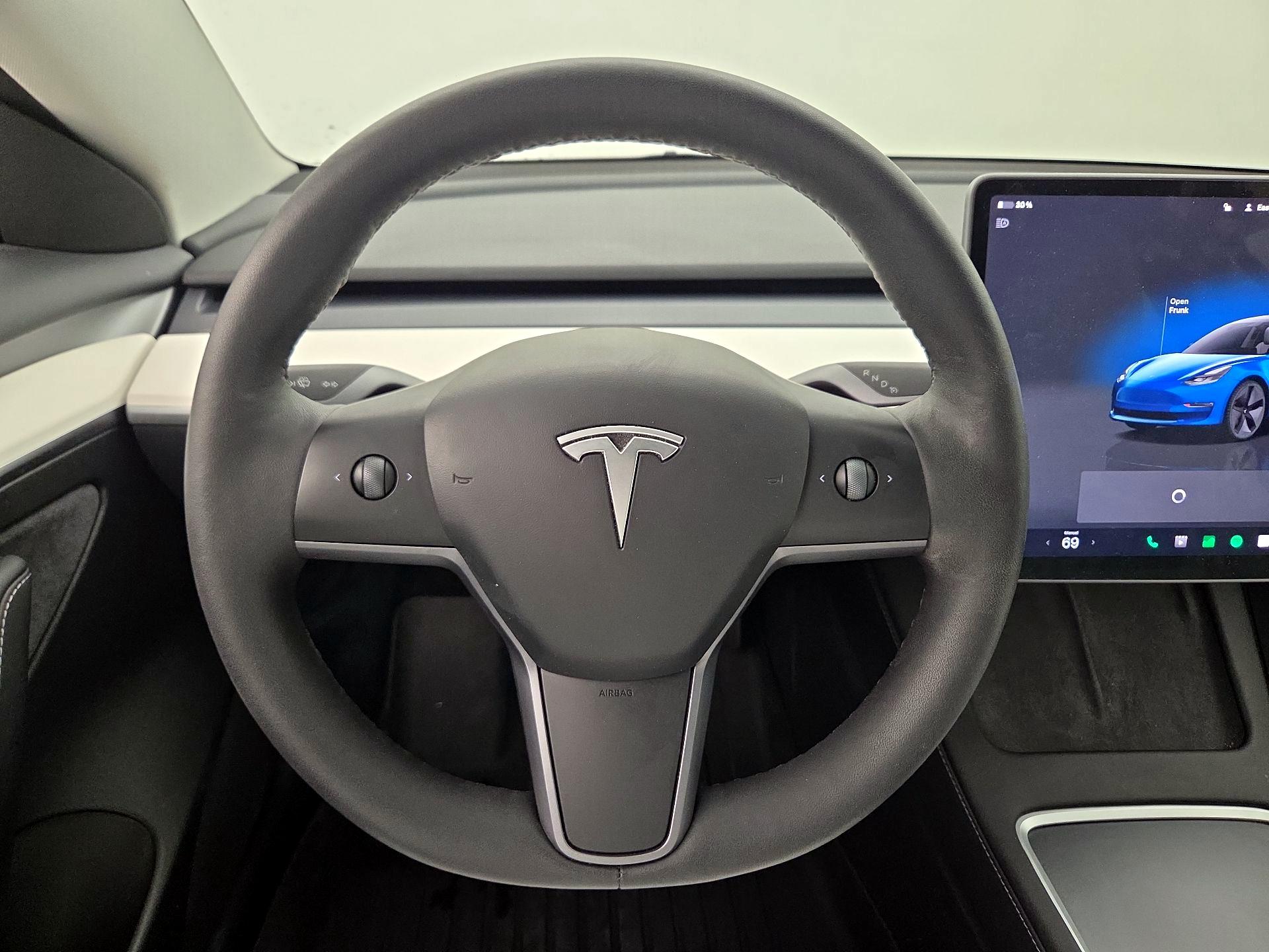Thumbnail: 2023 Tesla Model 3 - 10