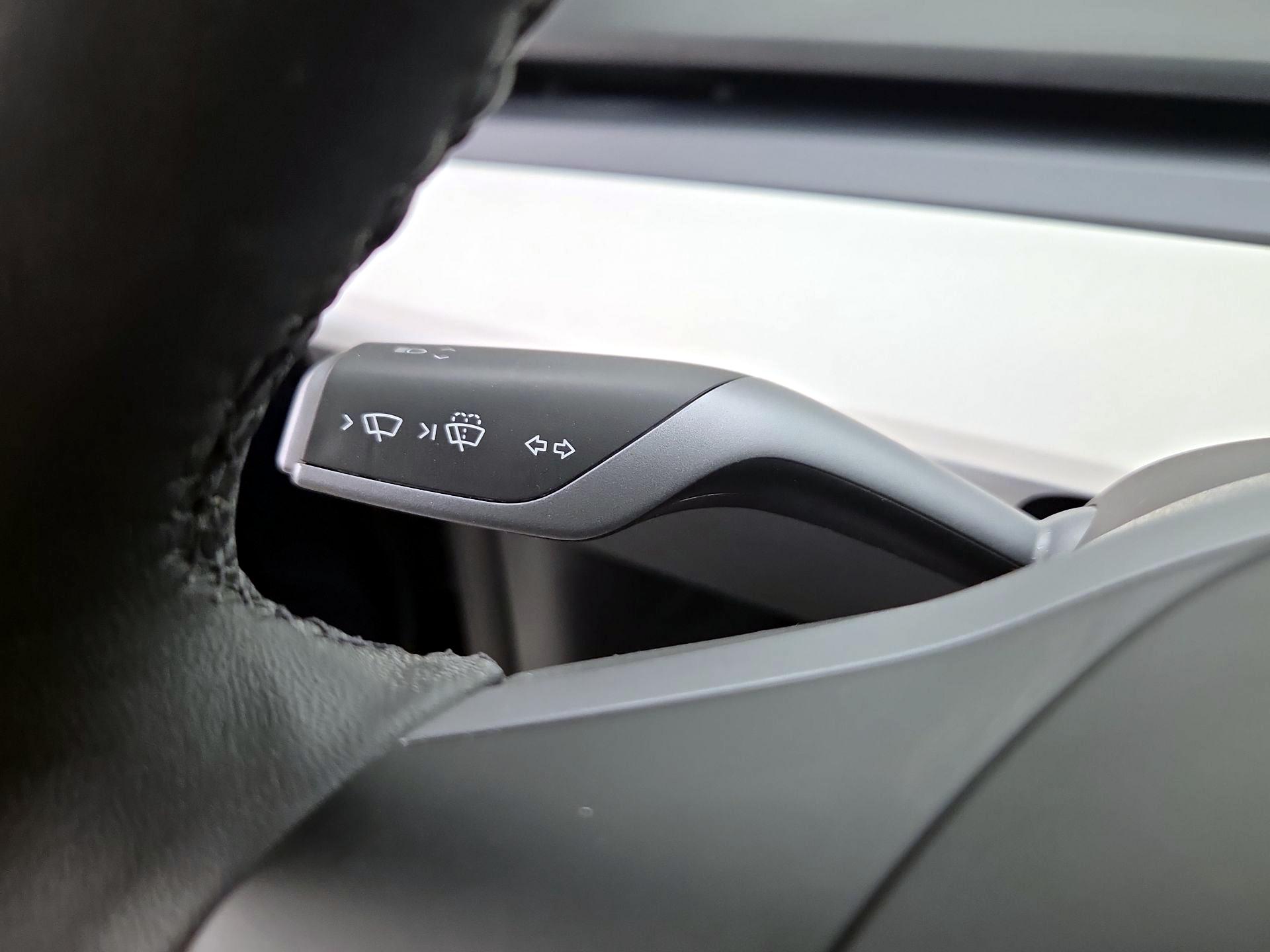 Thumbnail: 2023 Tesla Model 3 - 13