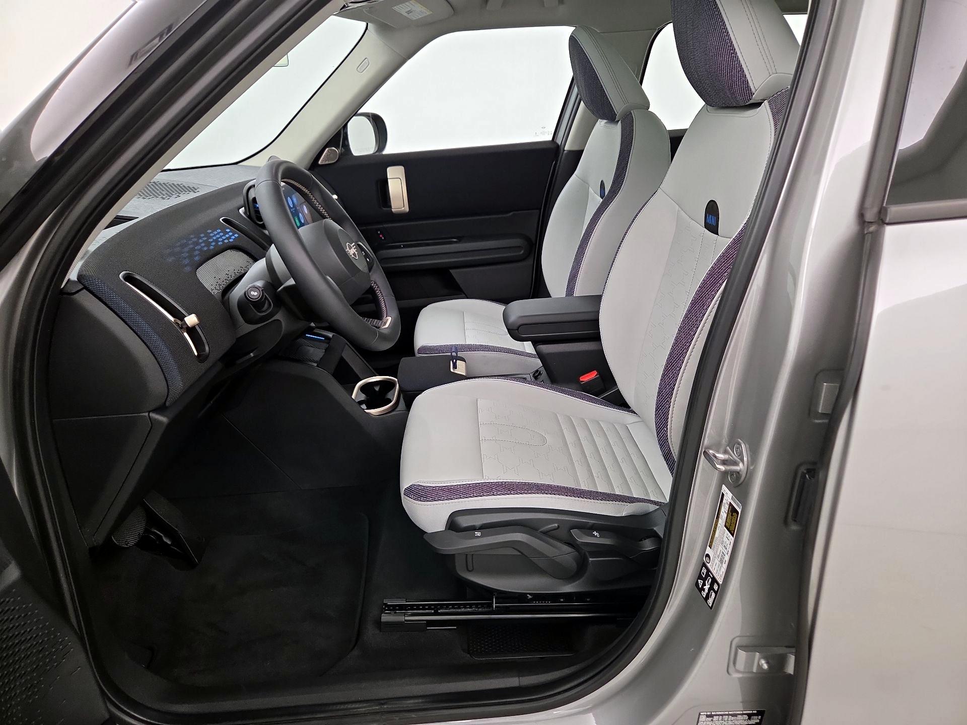 Thumbnail: 2025 MINI Cooper Countryman - 9