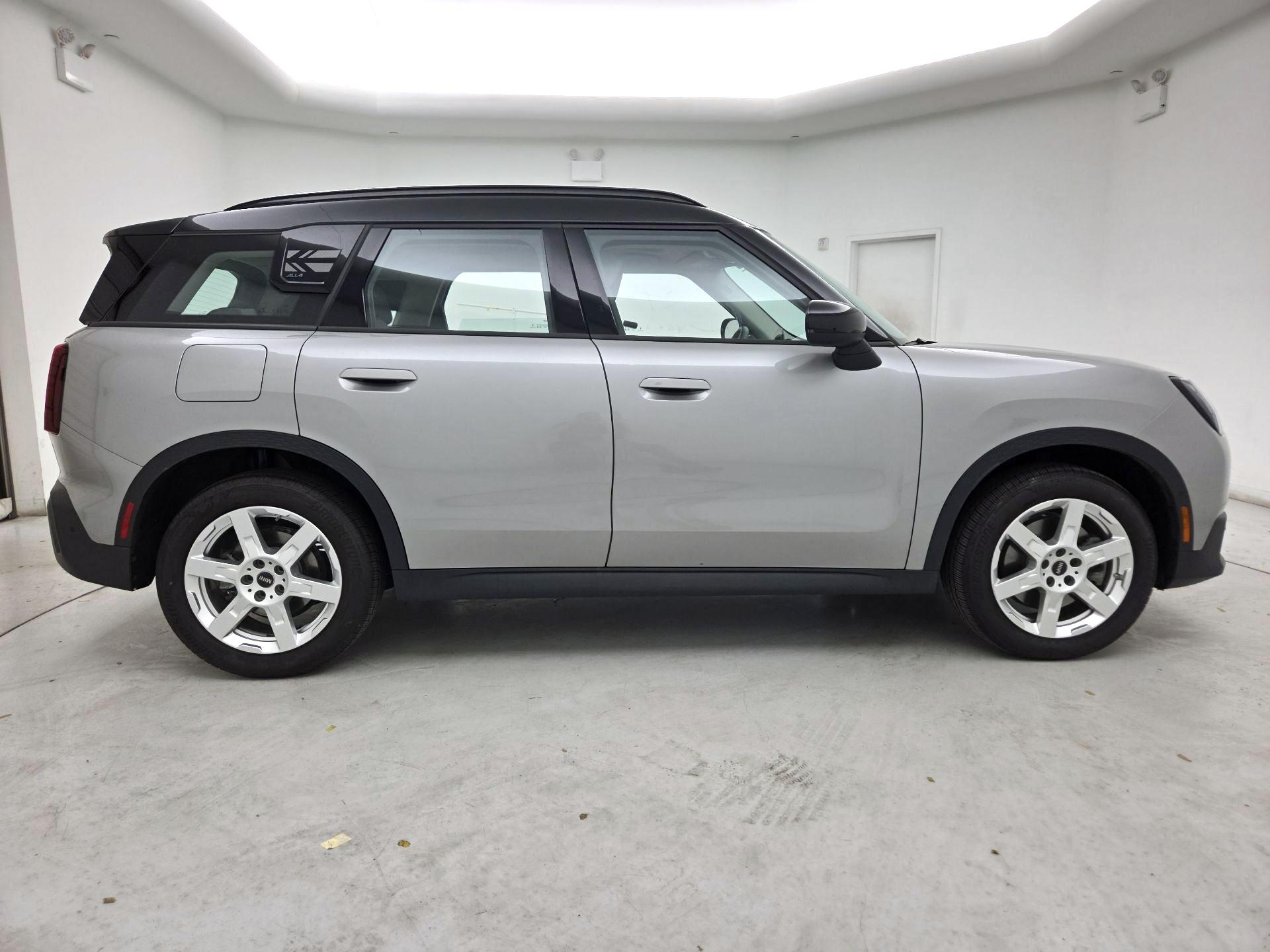 Thumbnail: 2025 MINI Cooper Countryman - 4