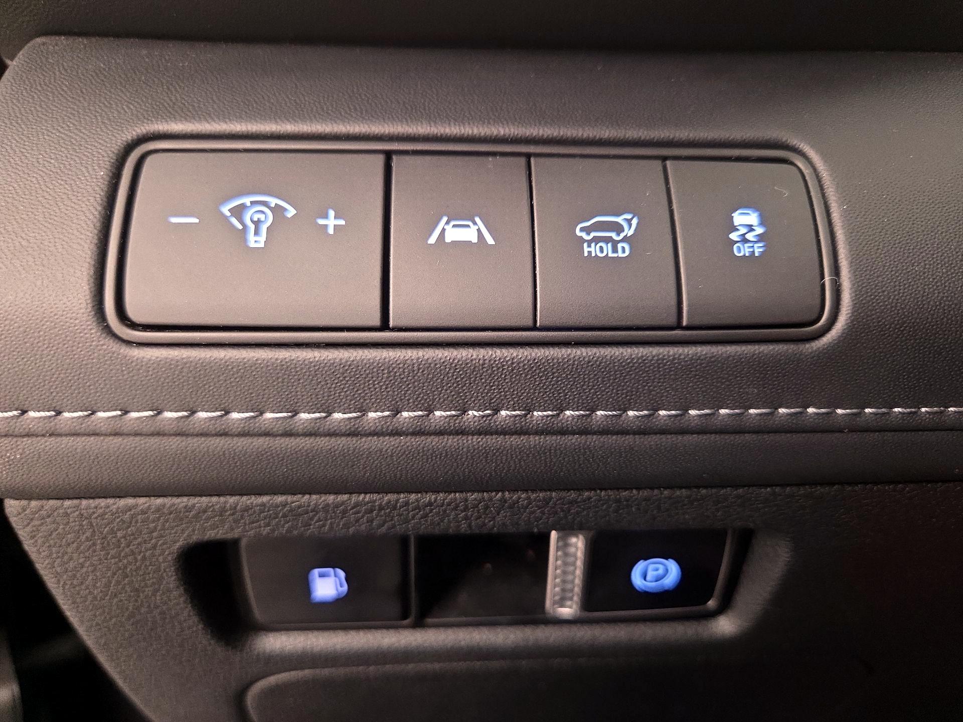 Thumbnail: 2022 Hyundai Santa Fe - 11