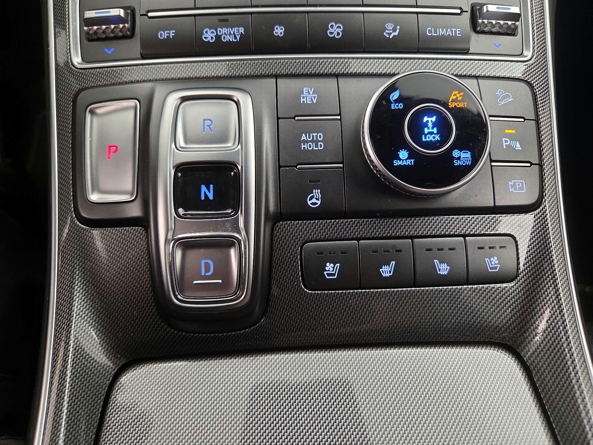 Thumbnail: 2022 Hyundai Santa Fe - 16