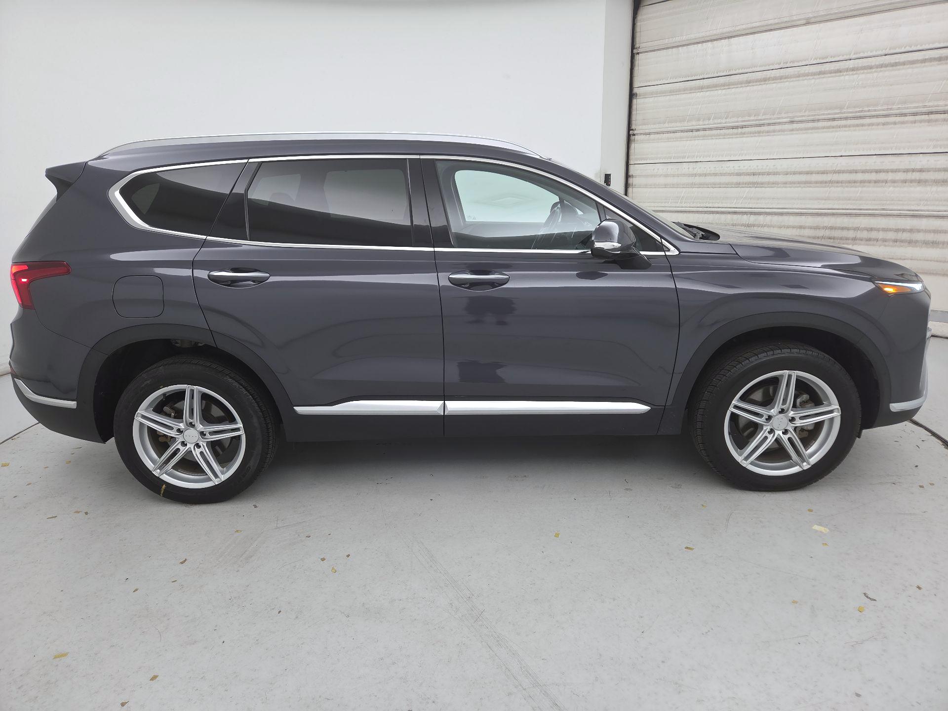 Thumbnail: 2022 Hyundai Santa Fe - 4