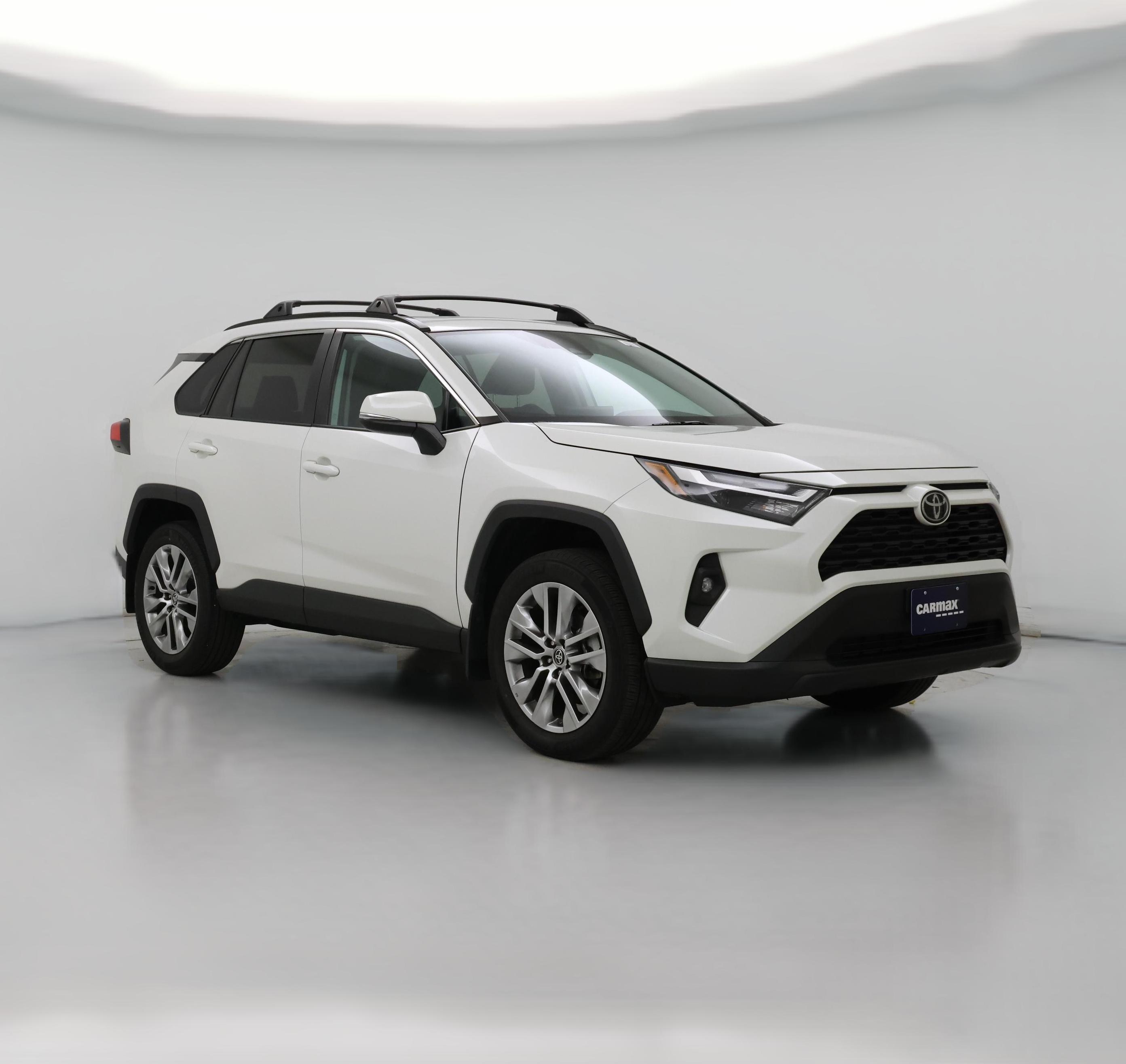 Thumbnail: 2022 Toyota RAV4 - 1
