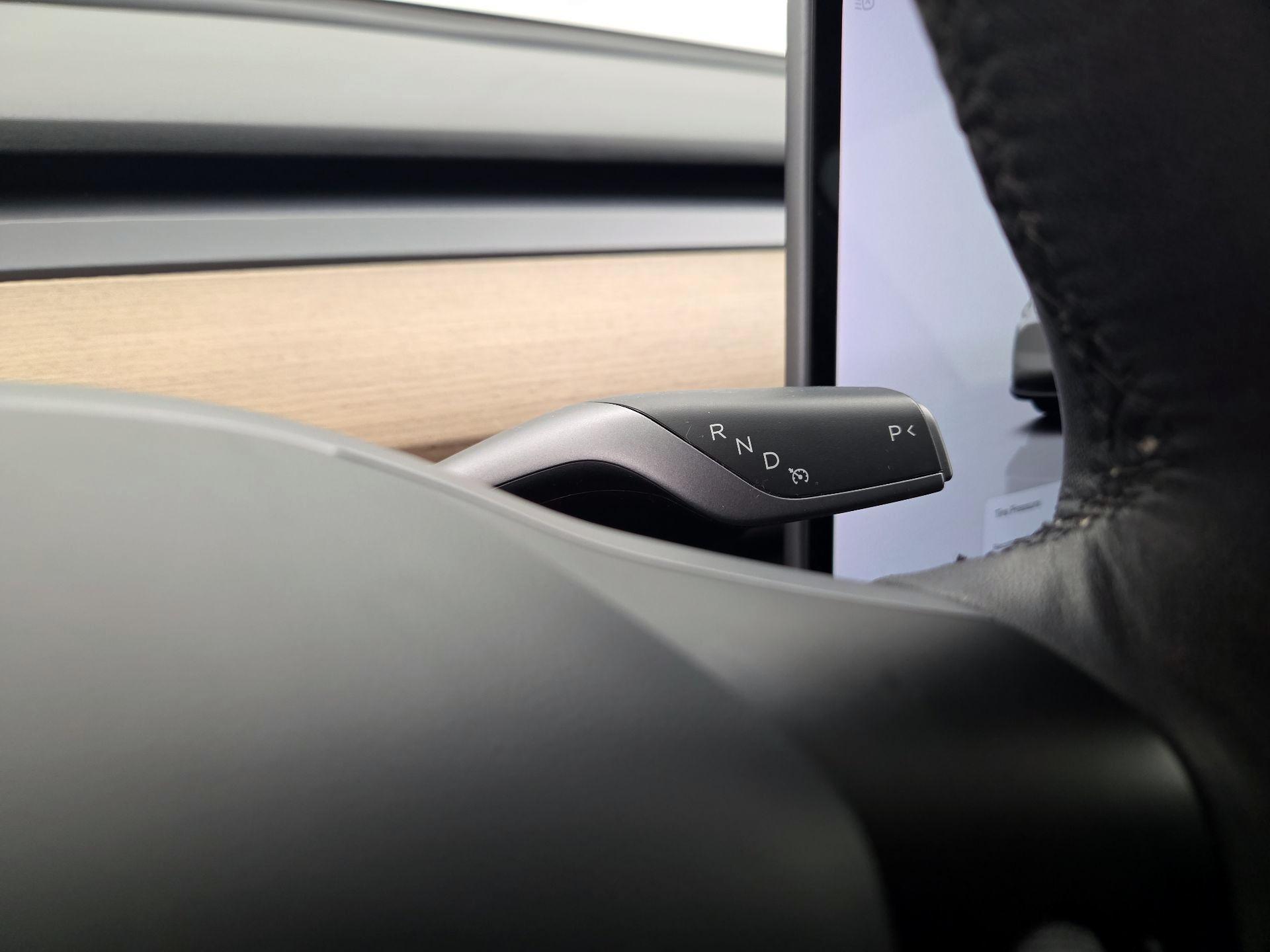 Thumbnail: 2022 Tesla Model Y - 17