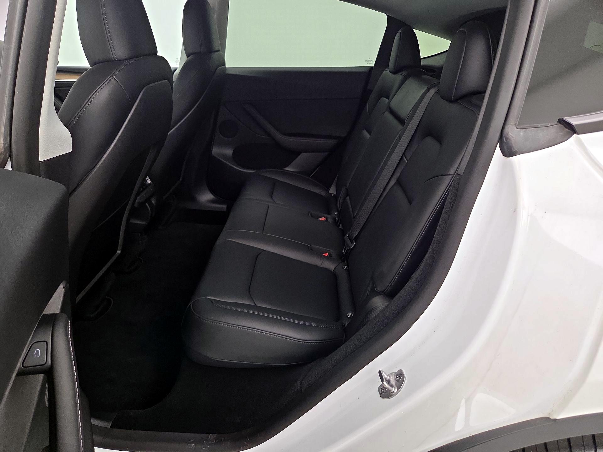 Thumbnail: 2022 Tesla Model Y - 18