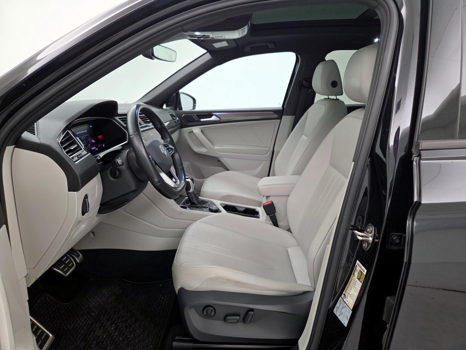2022 Volkswagen Tiguan SE R-LINE BLACK - Photo 10