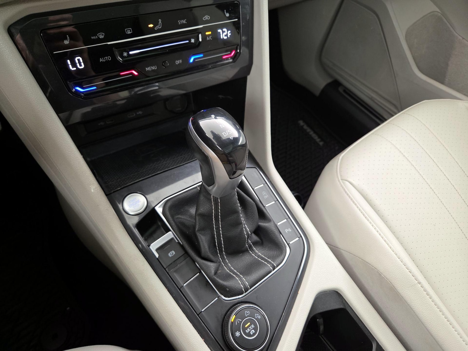2022 Volkswagen Tiguan SE R-LINE BLACK - Photo 16