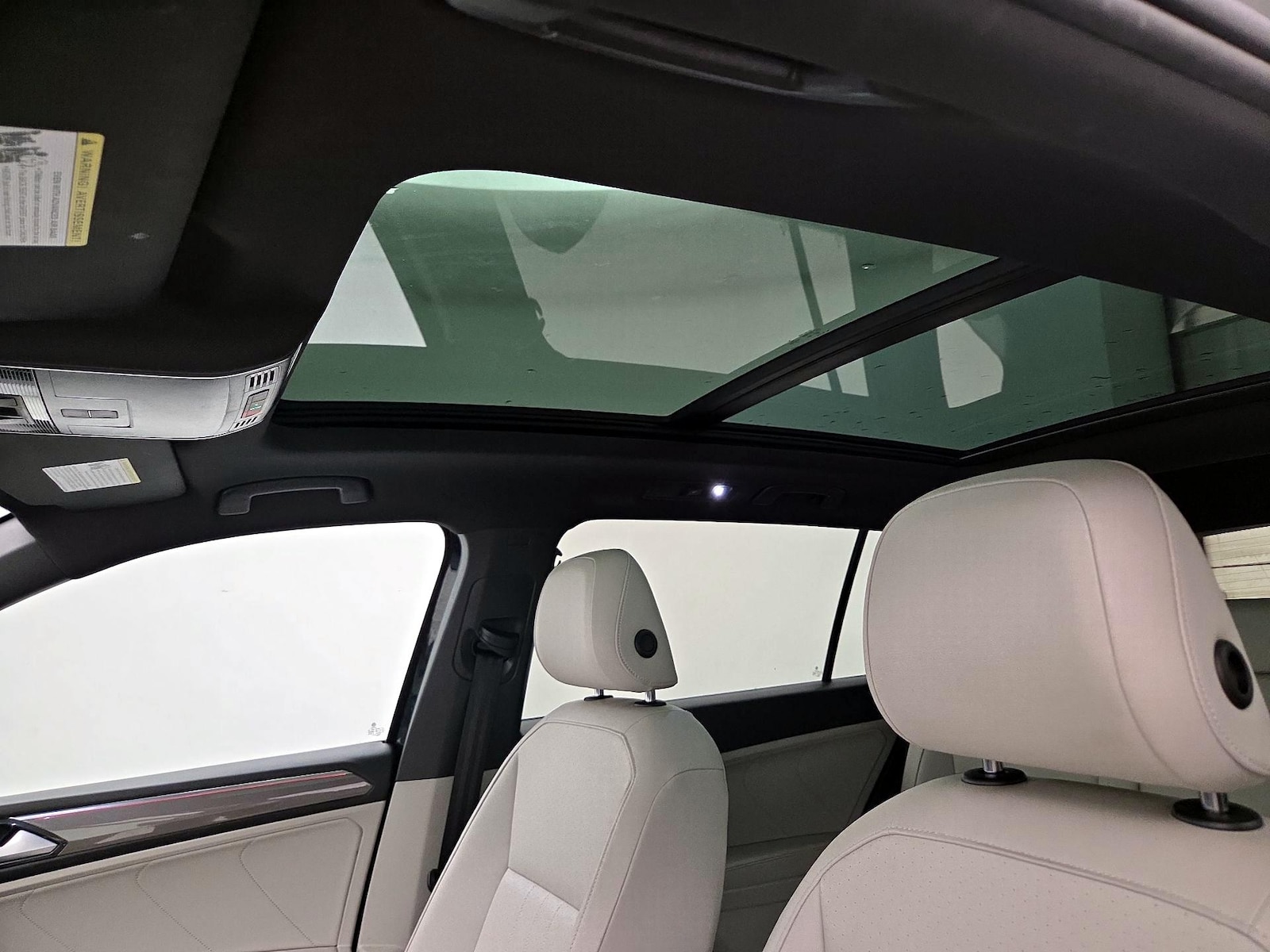 2022 Volkswagen Tiguan SE R-LINE BLACK - Photo 18