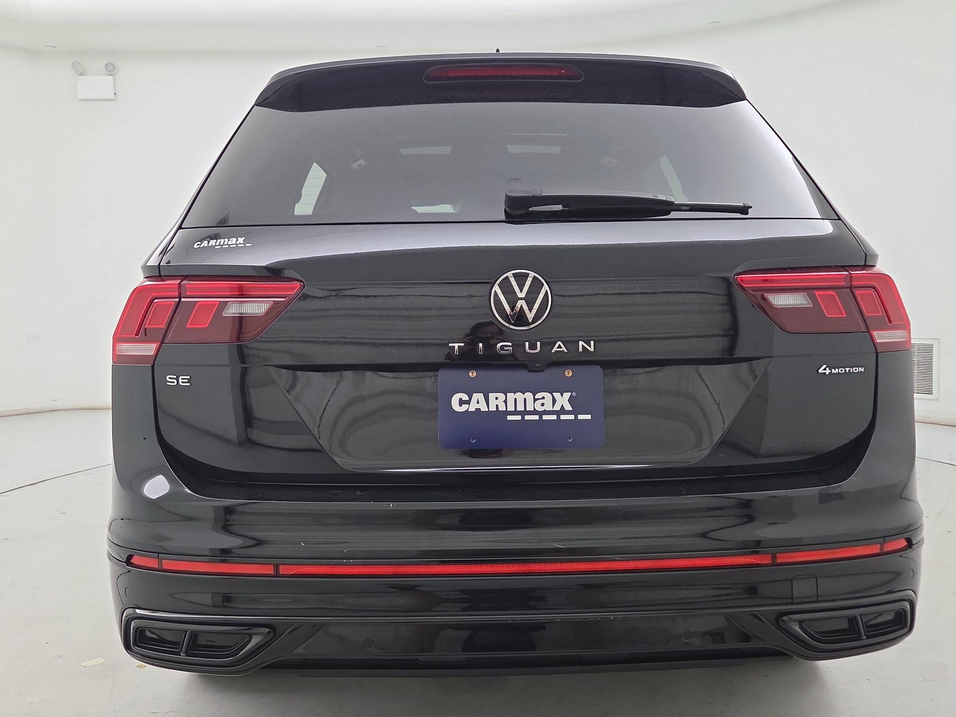Thumbnail: 2022 Volkswagen Tiguan - 6