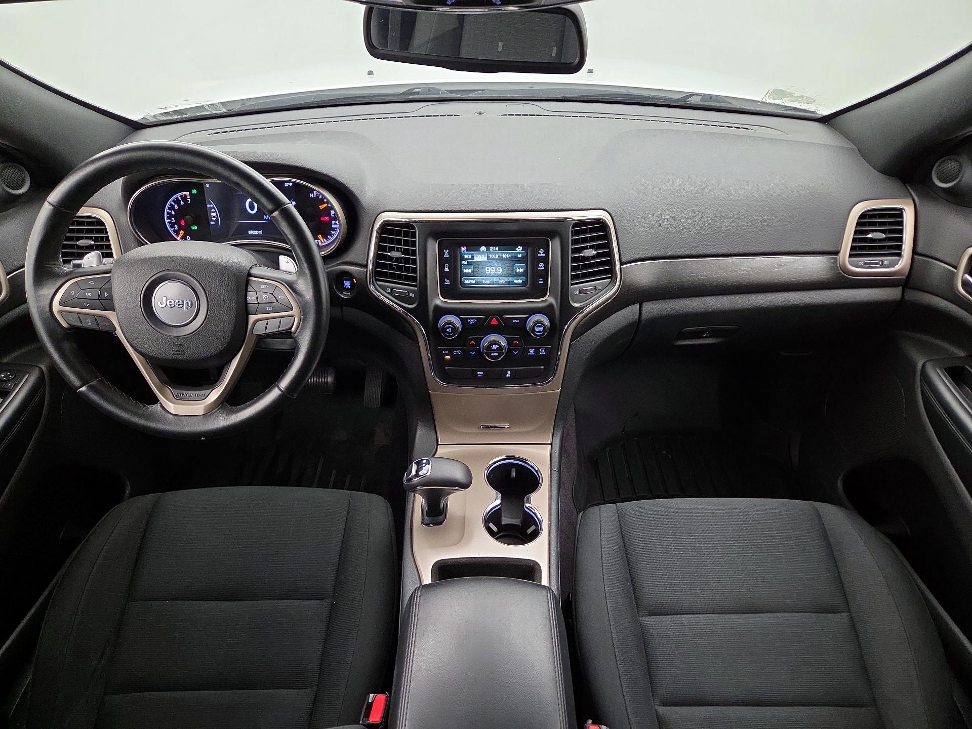 Thumbnail: 2015 Jeep Grand Cherokee - 8