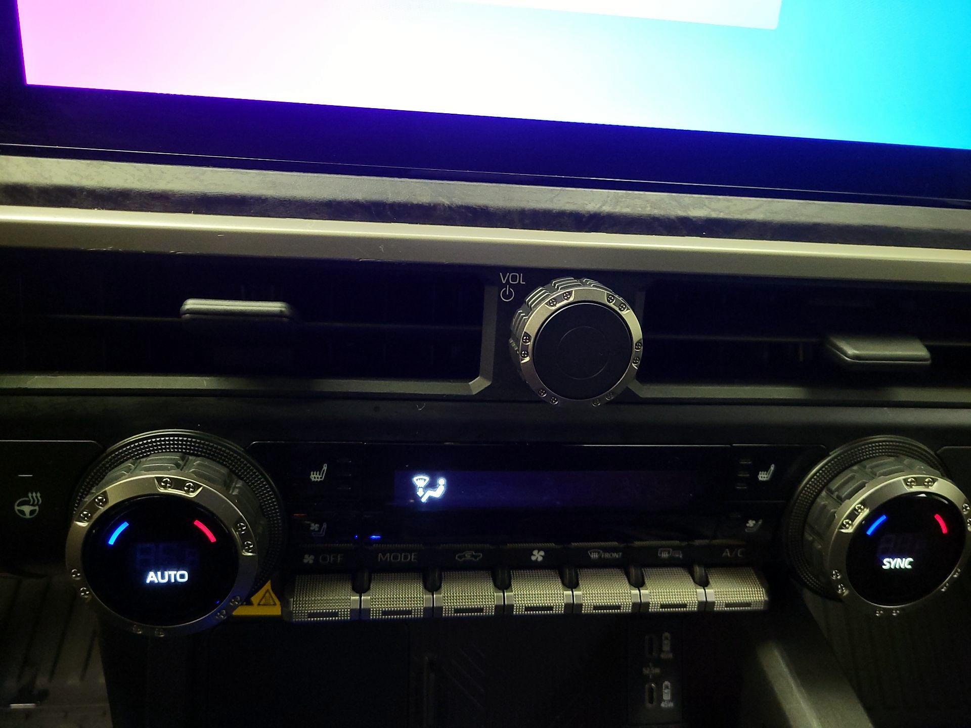 Thumbnail: 2024 Toyota Tacoma - 14