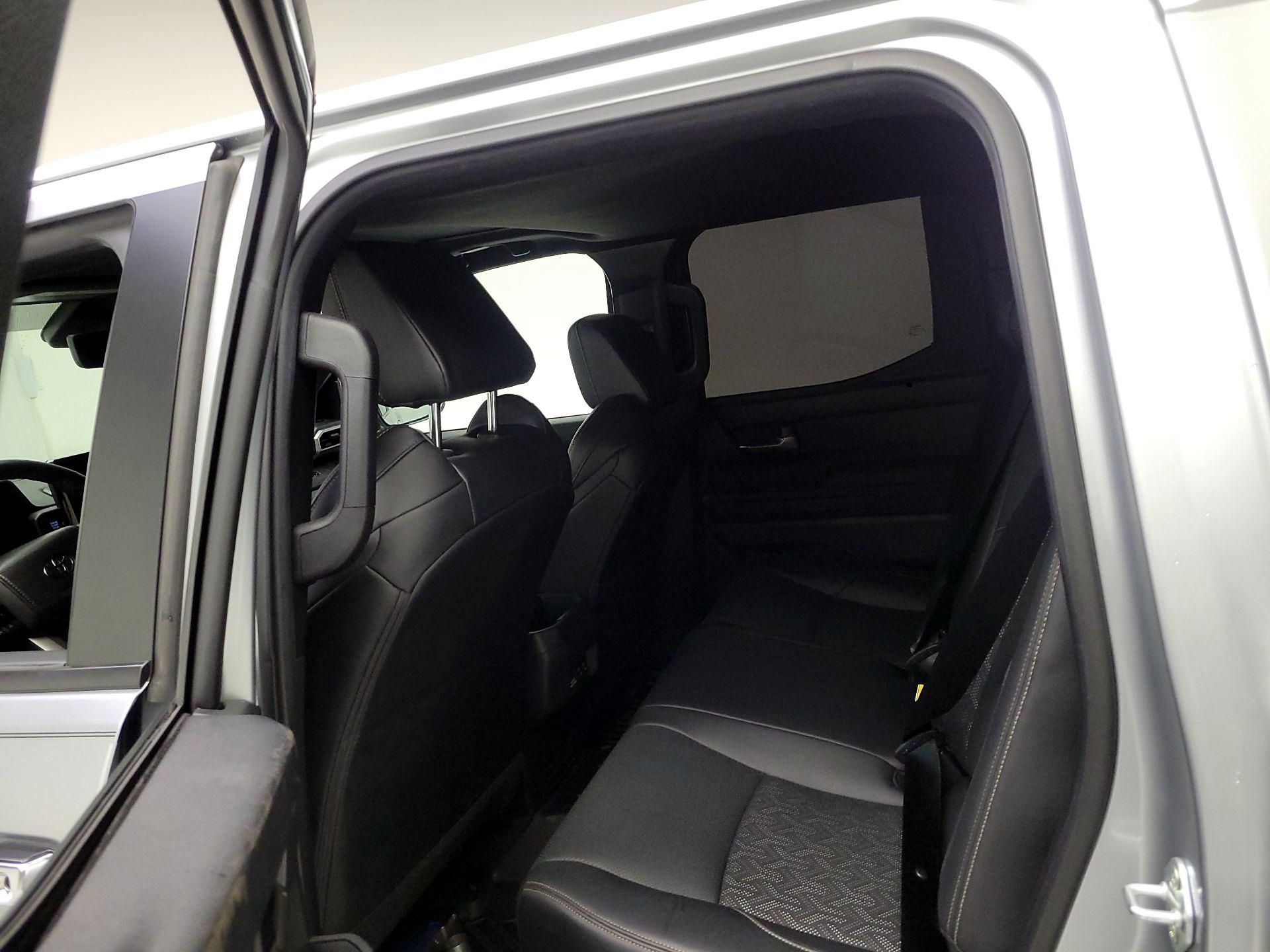 Thumbnail: 2024 Toyota Tacoma - 17