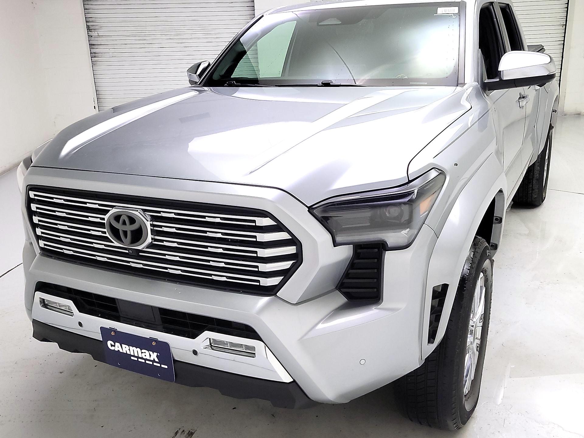 Thumbnail: 2024 Toyota Tacoma - 3